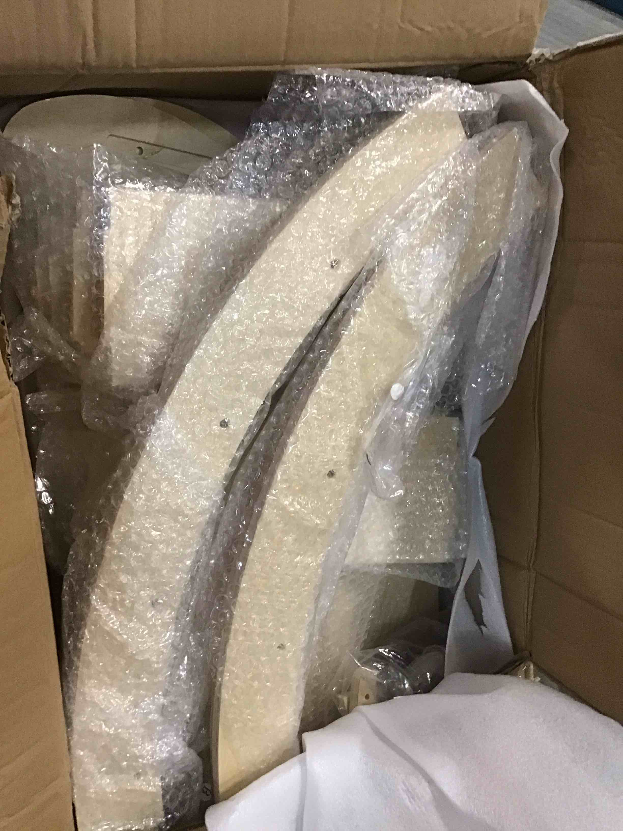 https://s3.amazonaws.com/lotting-images-prod/bidfta/PPE2071515_1739377694504.jpeg