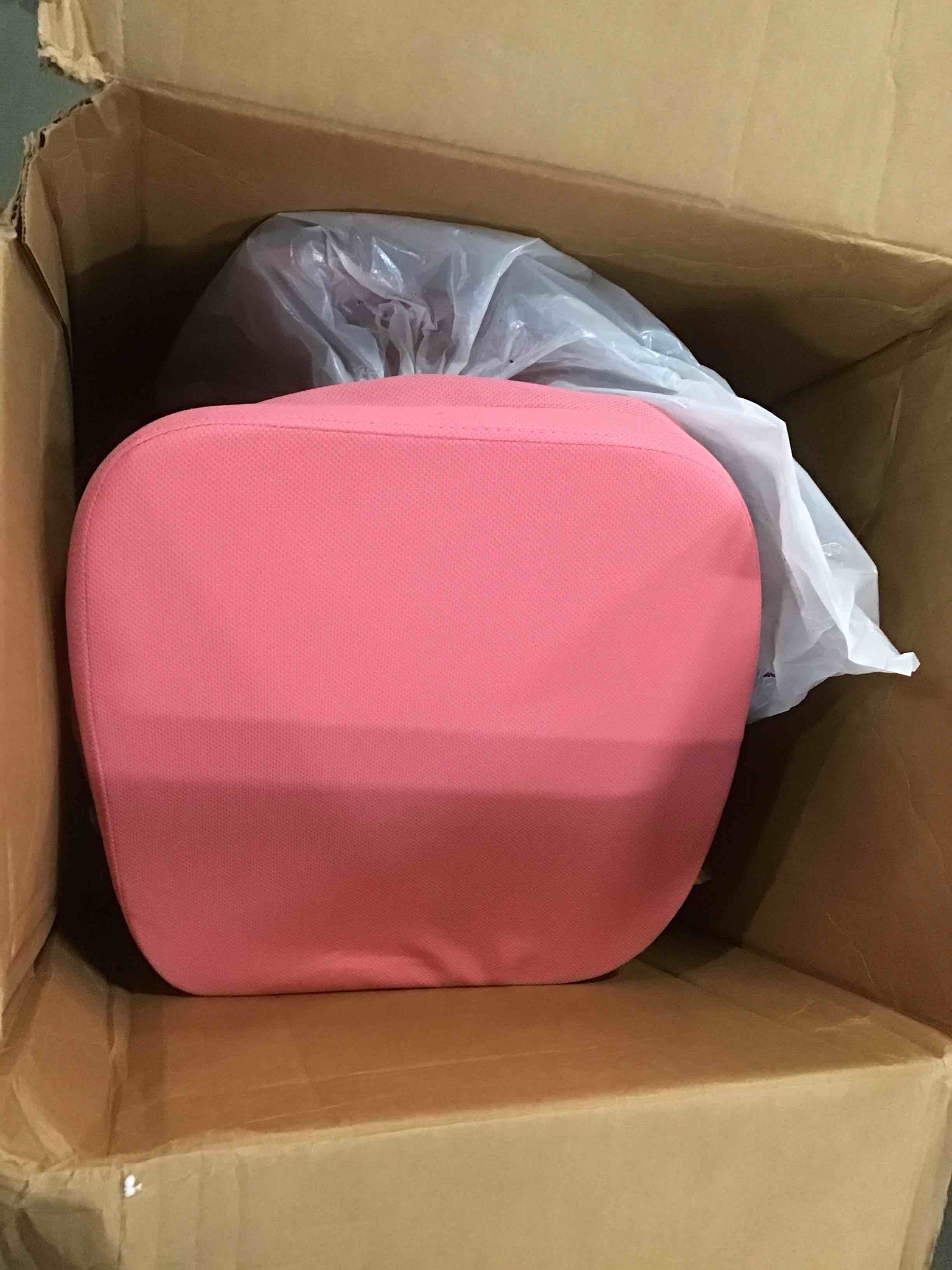 https://s3.amazonaws.com/lotting-images-prod/bidfta/PPE2071610_1739394792575.jpeg