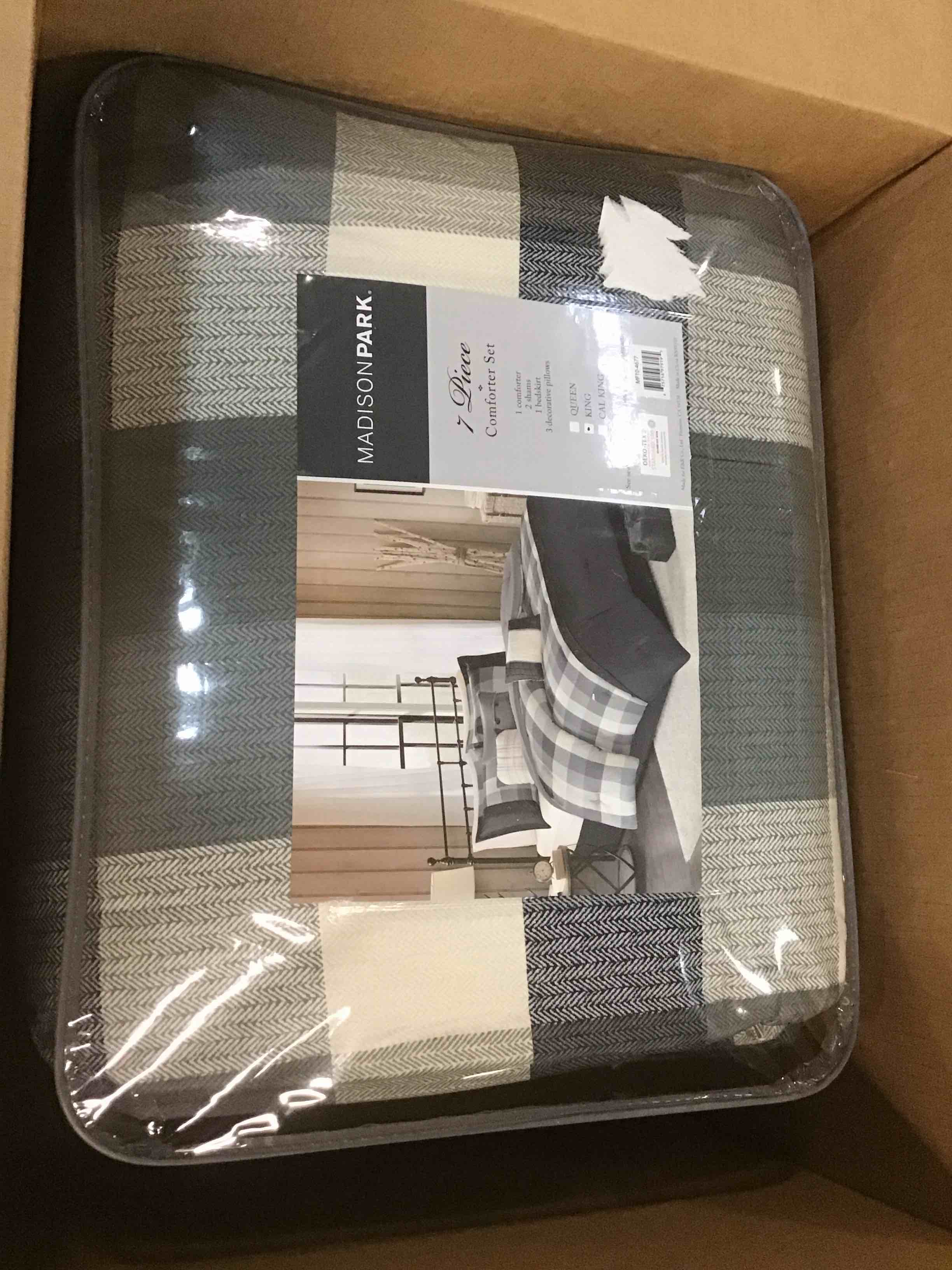 https://s3.amazonaws.com/lotting-images-prod/bidfta/PPE2071634_1739453409271.jpeg
