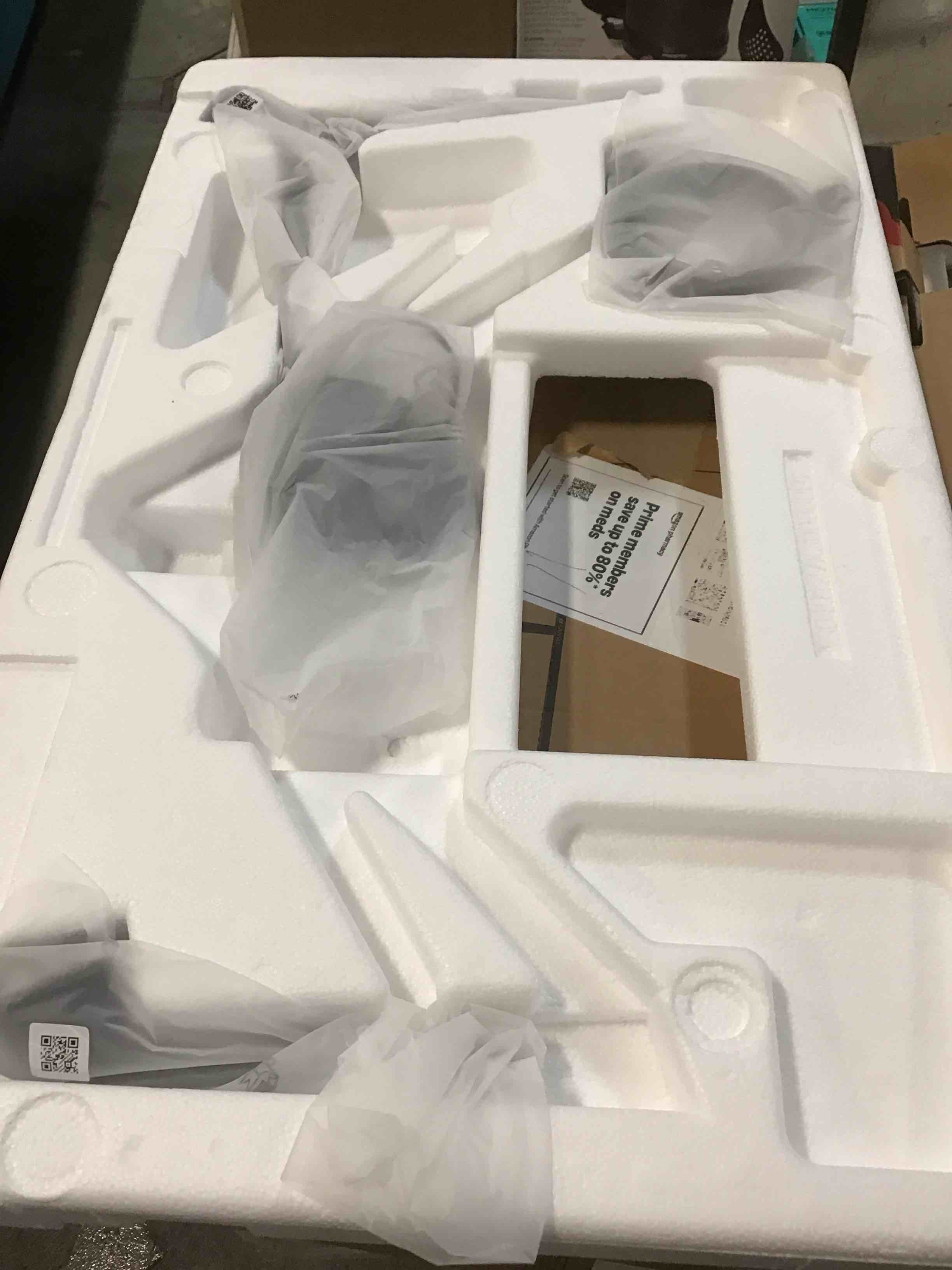 https://s3.amazonaws.com/lotting-images-prod/bidfta/PPE2071807_1739473375801.jpeg