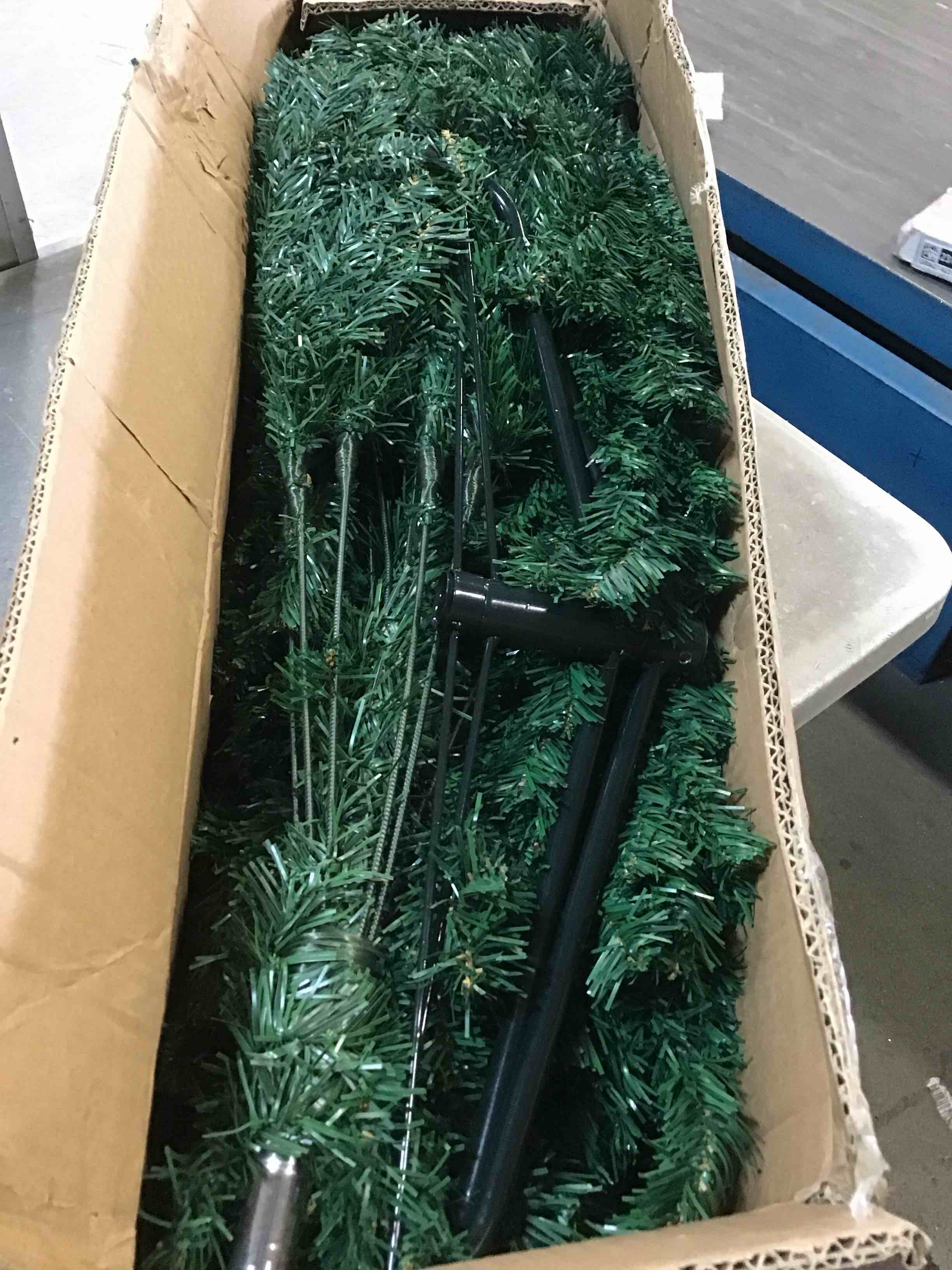 https://s3.amazonaws.com/lotting-images-prod/bidfta/PPE2072398_1739894003306.jpeg