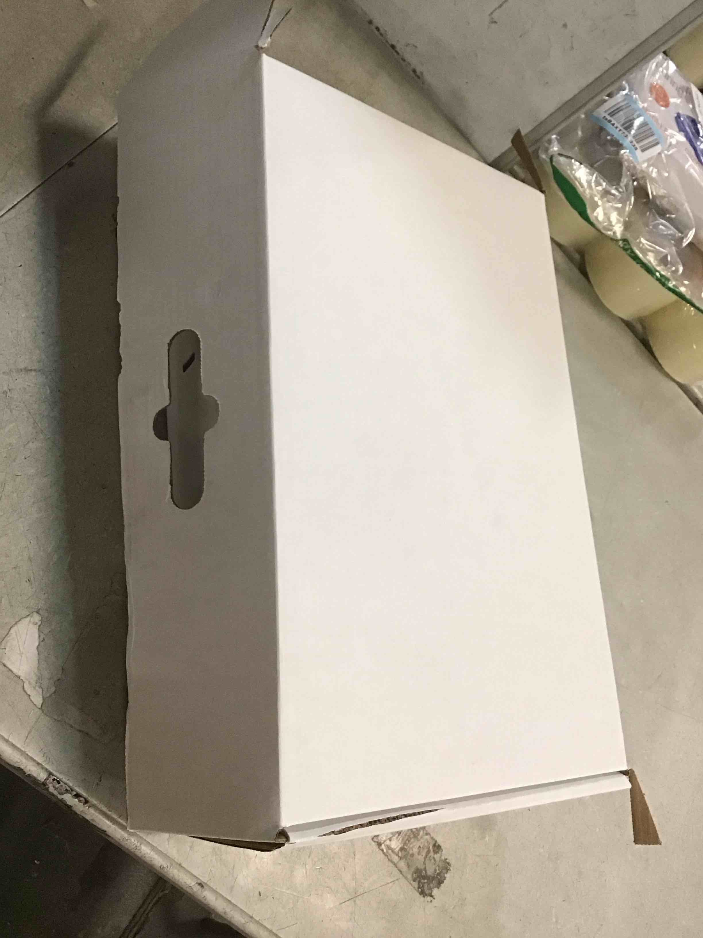https://s3.amazonaws.com/lotting-images-prod/bidfta/PPE2073506_1740497271803.jpeg