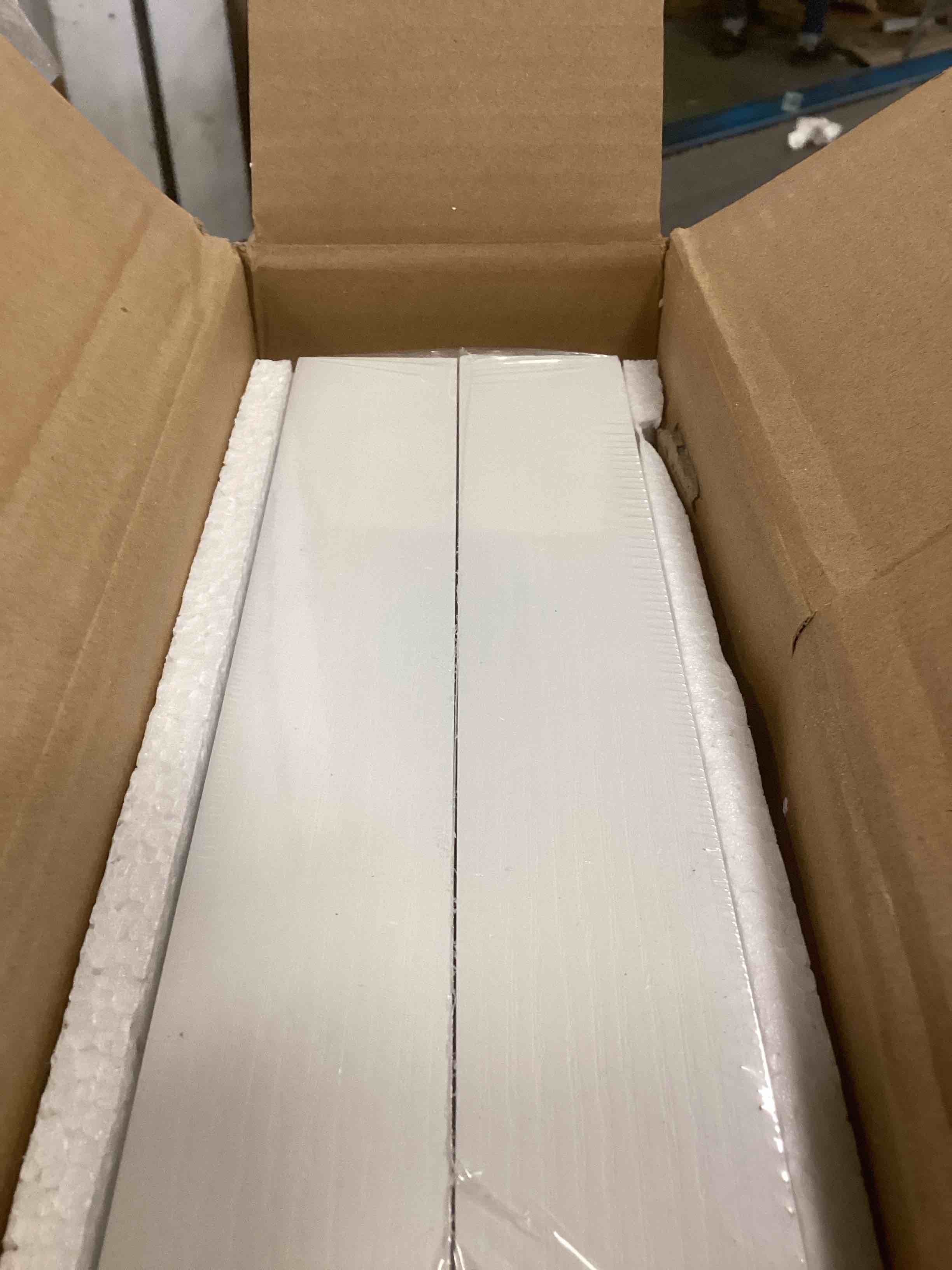 https://s3.amazonaws.com/lotting-images-prod/bidfta/PPE2075626_1741114652441.jpeg