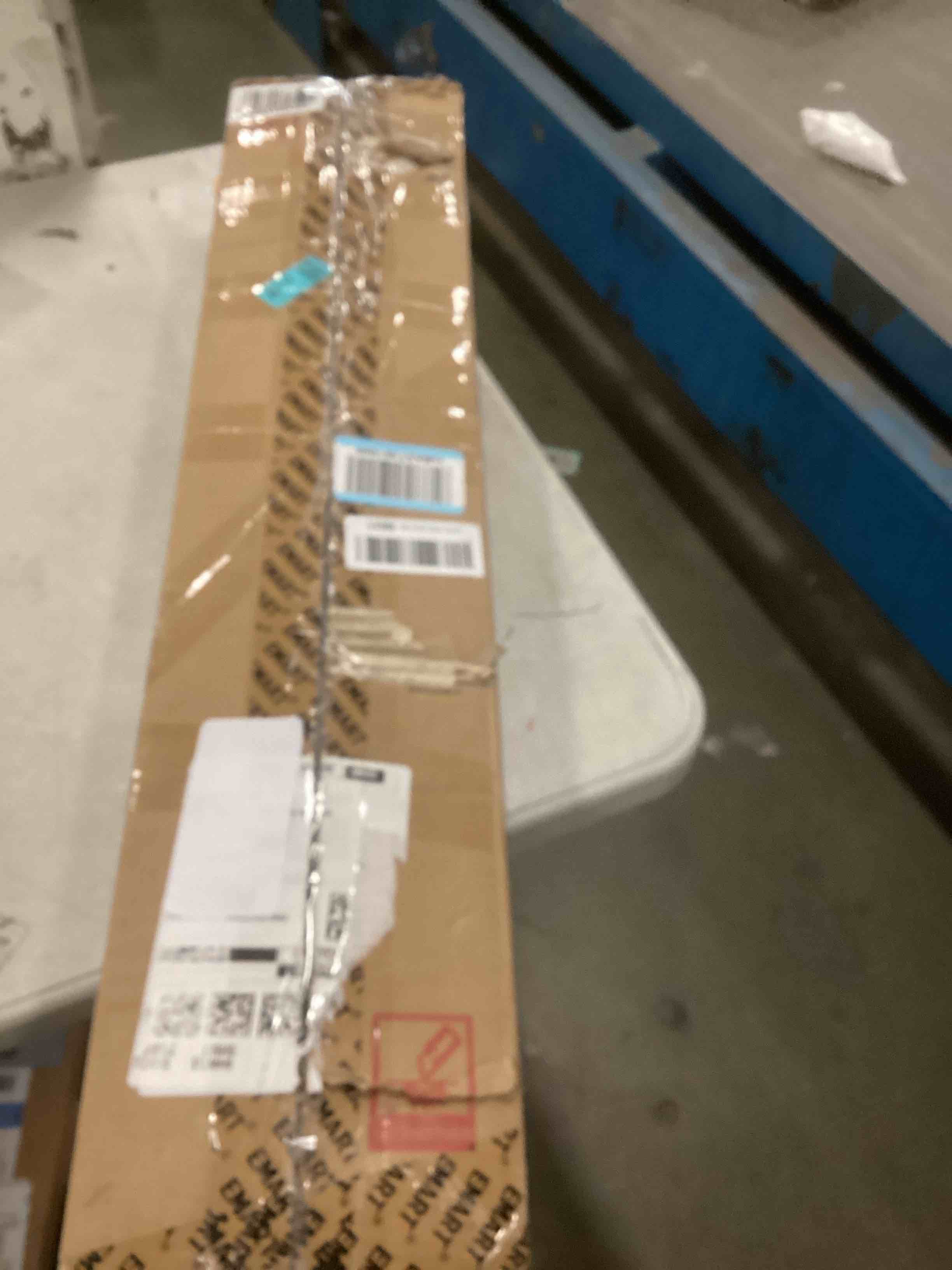 https://s3.amazonaws.com/lotting-images-prod/bidfta/PPE2075703_1741180431028.jpeg