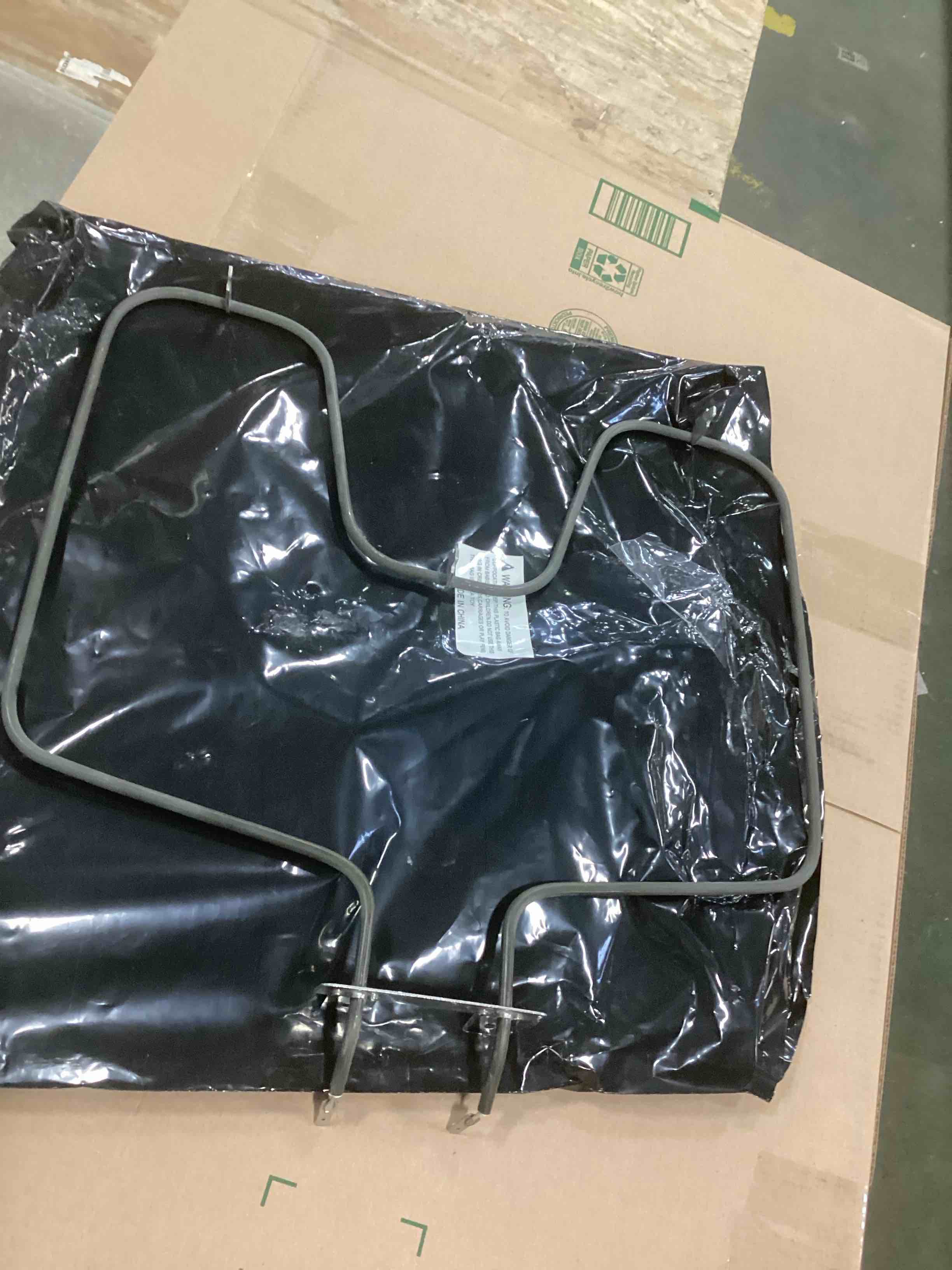 https://s3.amazonaws.com/lotting-images-prod/bidfta/PPE2076181_1741353322606.jpeg