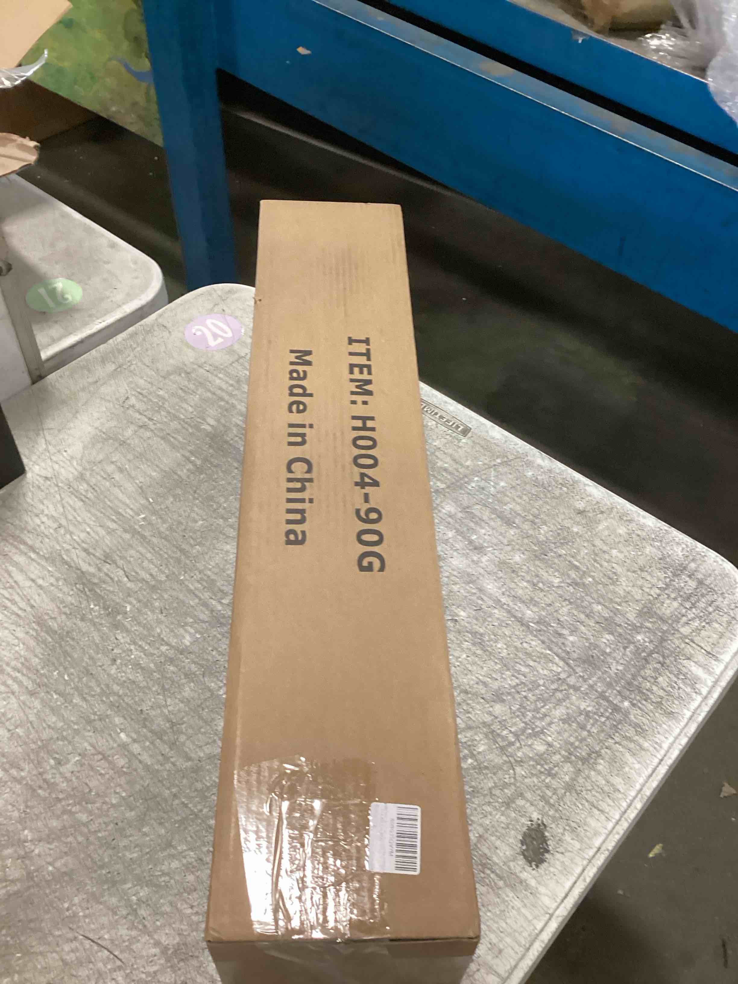 https://s3.amazonaws.com/lotting-images-prod/bidfta/PPE2076634_1741617321644.jpeg