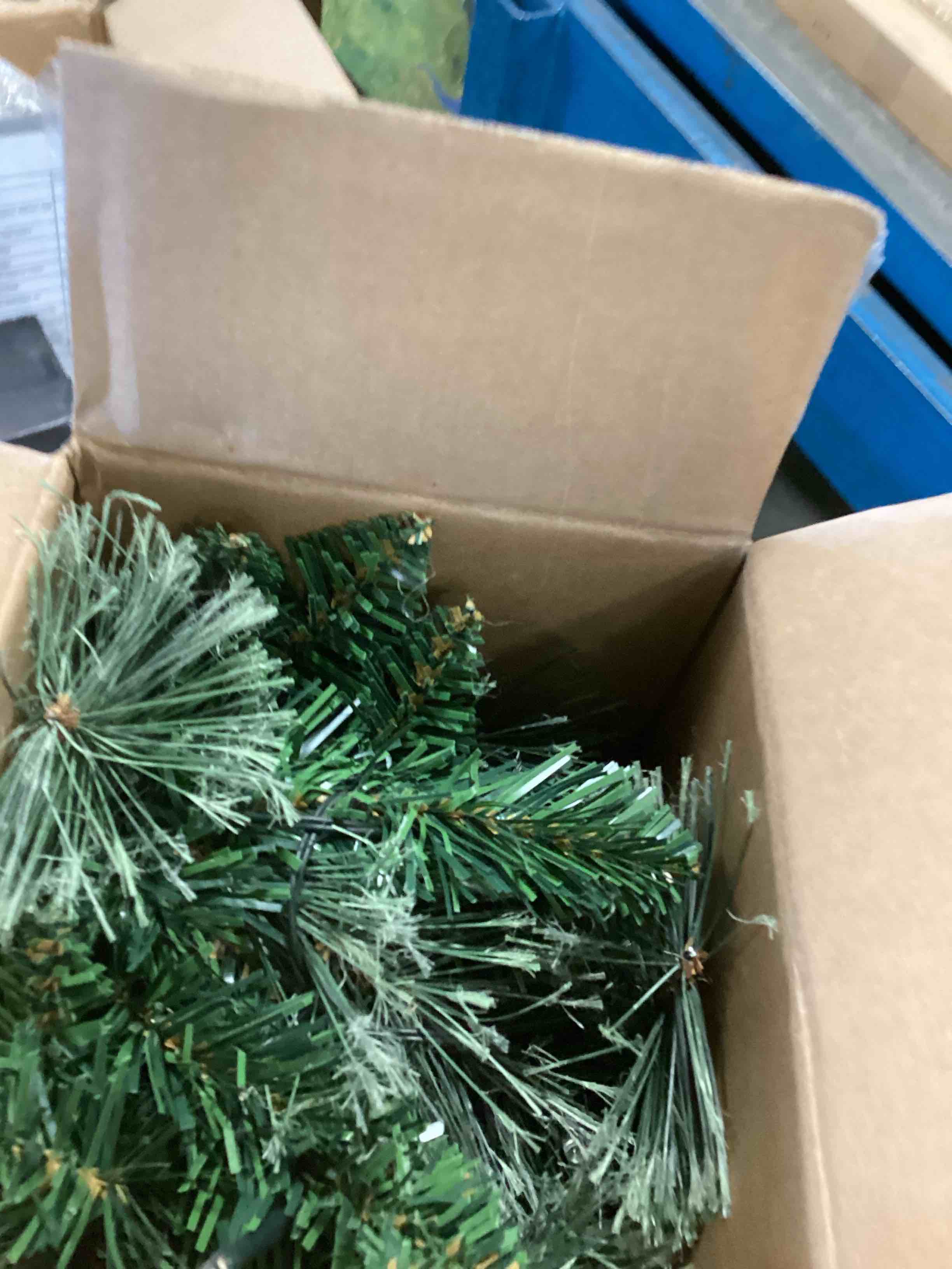 https://s3.amazonaws.com/lotting-images-prod/bidfta/PPE2076634_1741617345442.jpeg