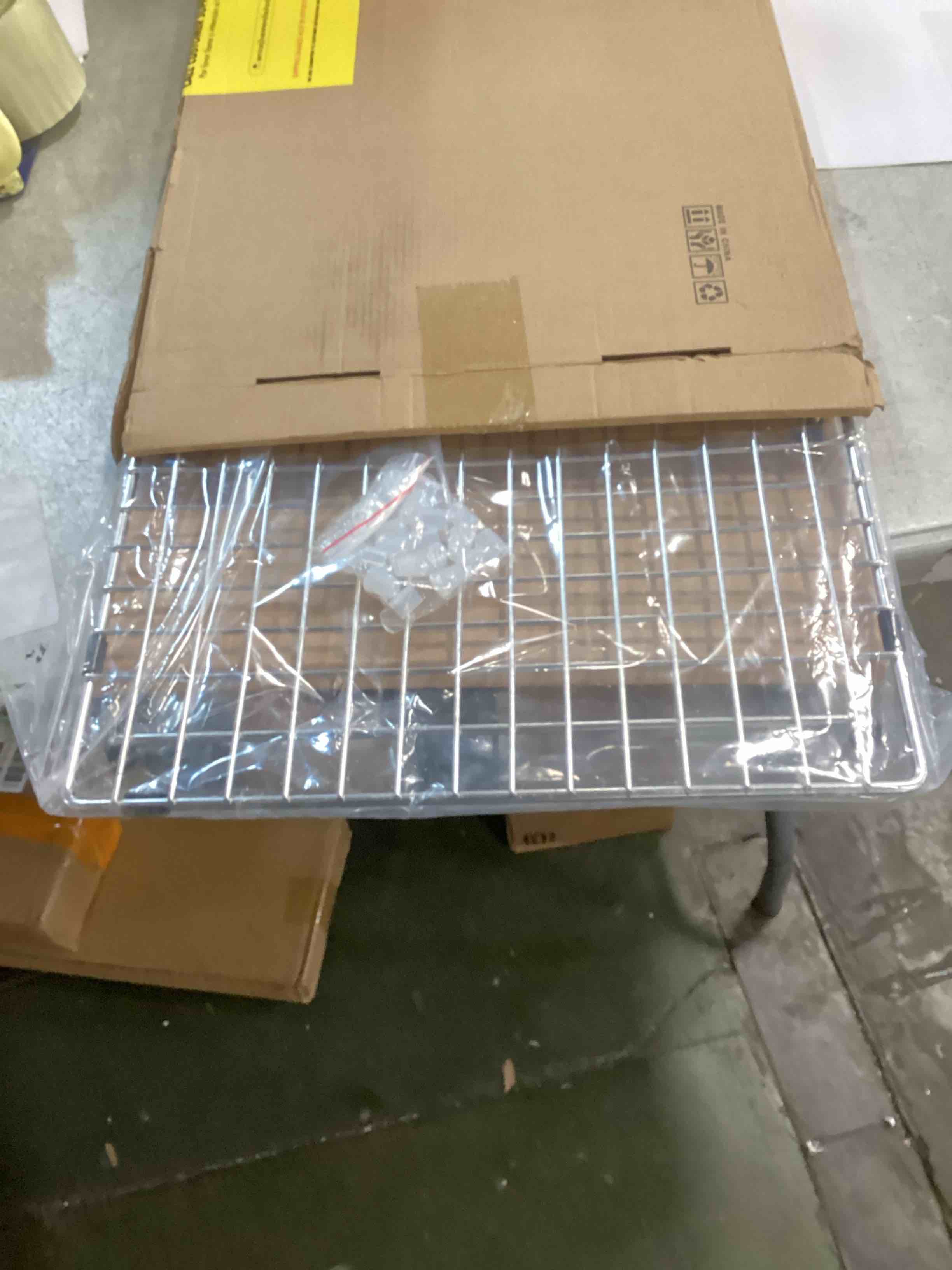 https://s3.amazonaws.com/lotting-images-prod/bidfta/PPE2077657_1738868021728.jpeg