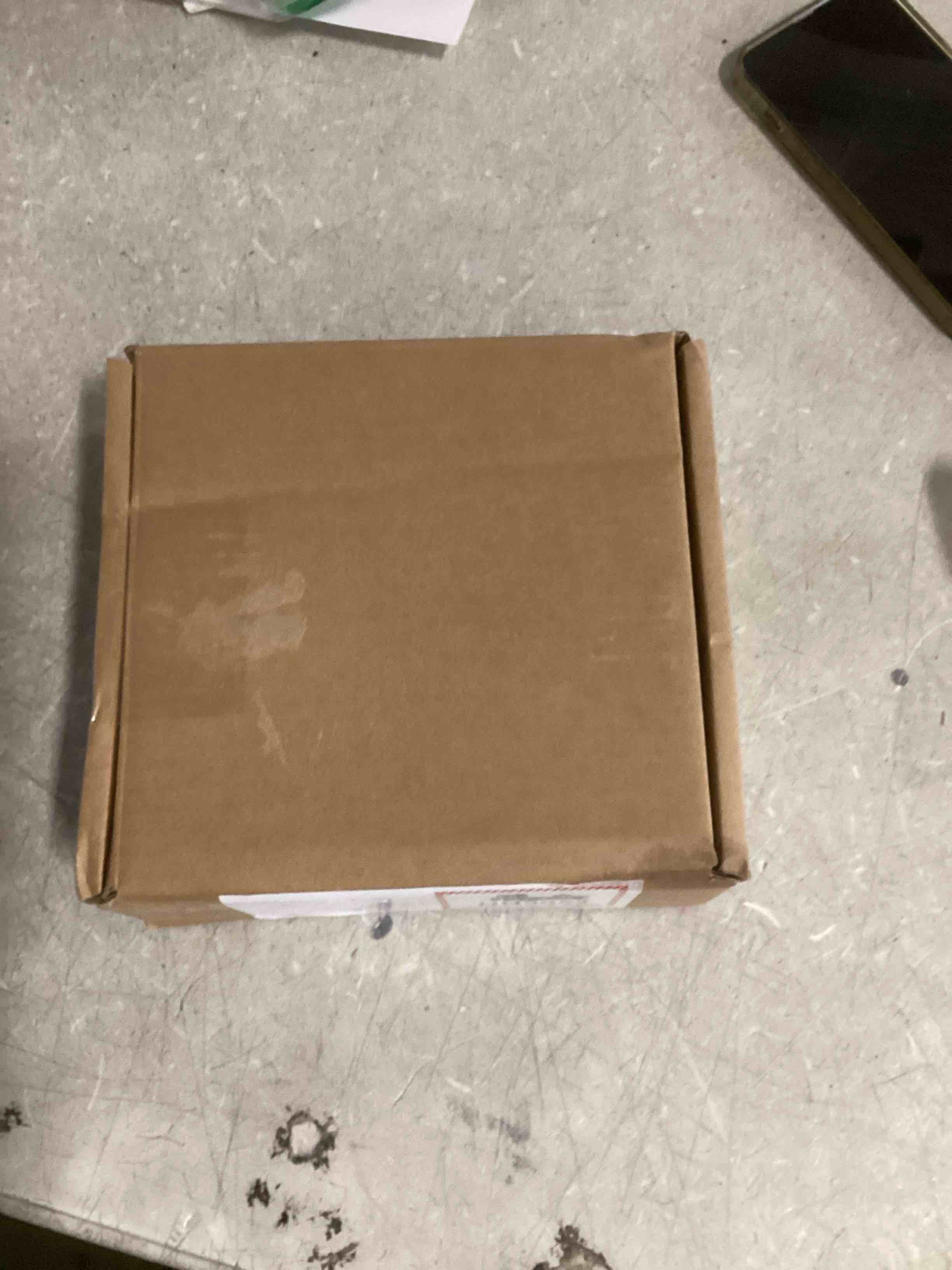 https://s3.amazonaws.com/lotting-images-prod/bidfta/PPE2078108_1739202622342.jpeg