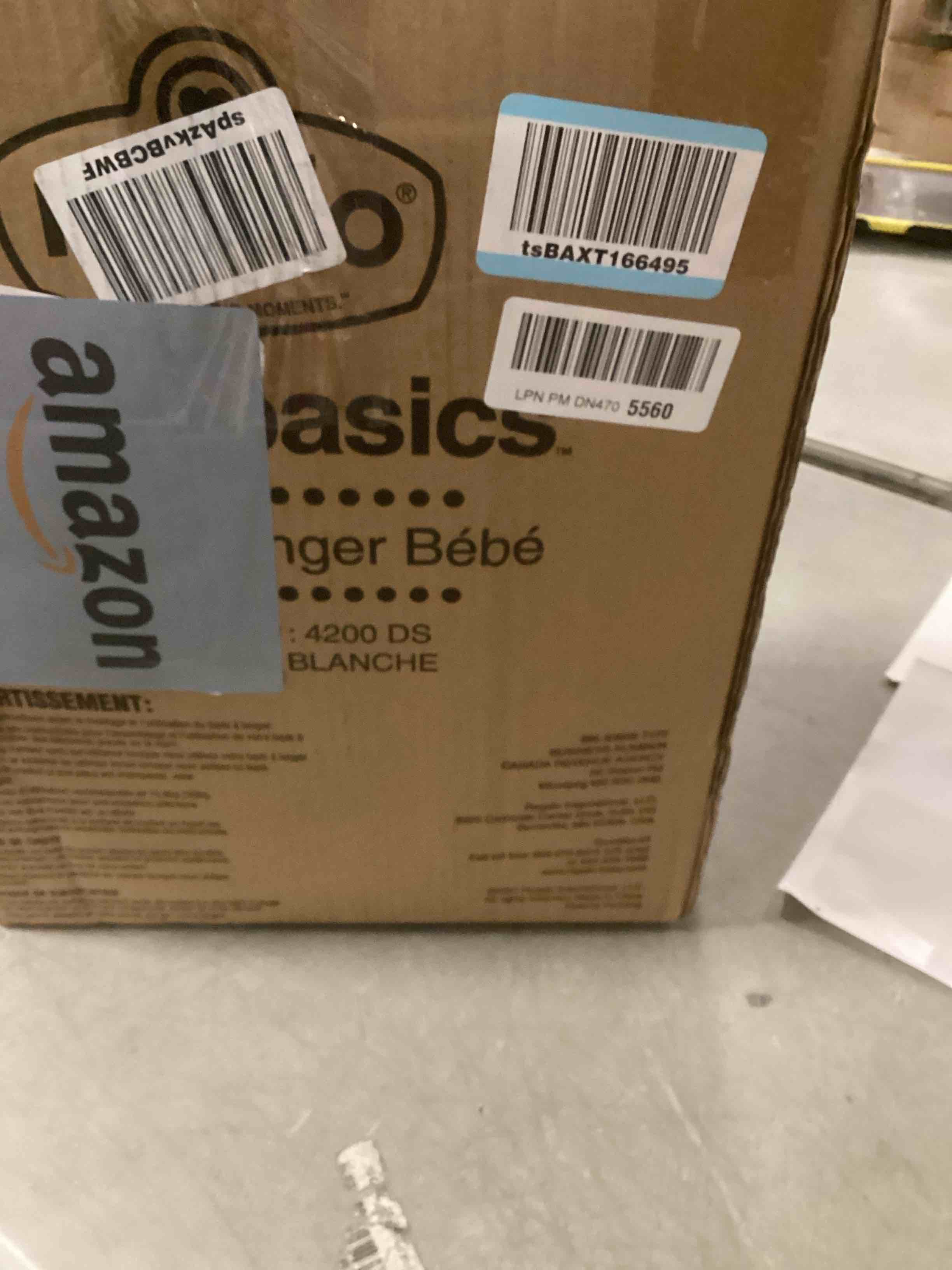 https://s3.amazonaws.com/lotting-images-prod/bidfta/PPE2078289_1739289828331.jpeg