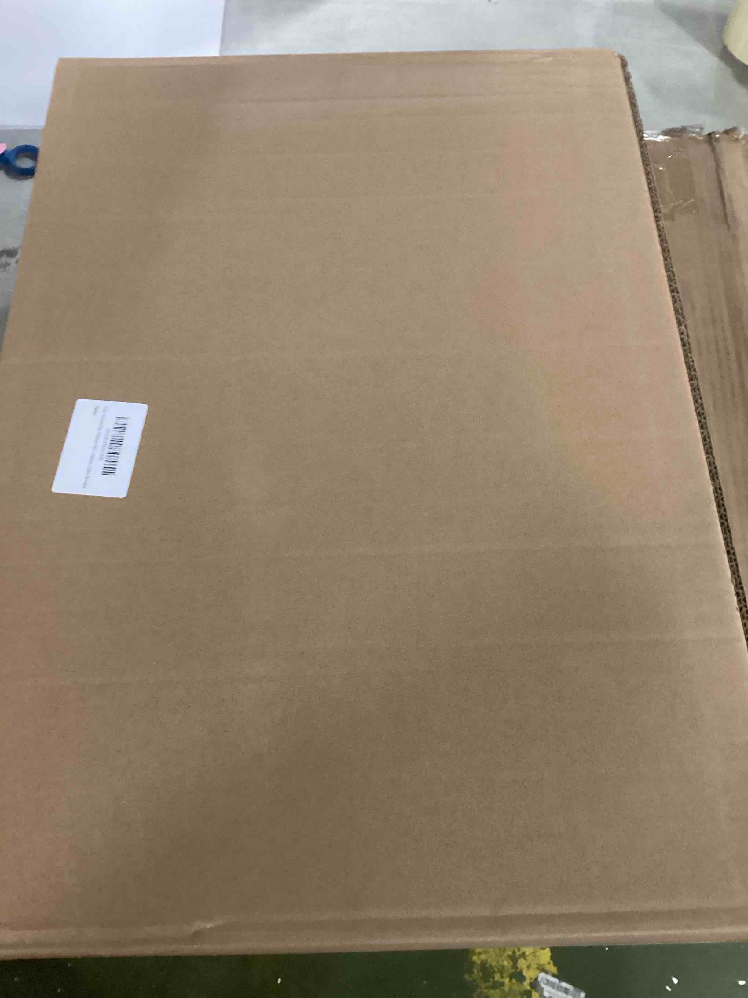 https://s3.amazonaws.com/lotting-images-prod/bidfta/PPE2078768_1739394963985.jpeg