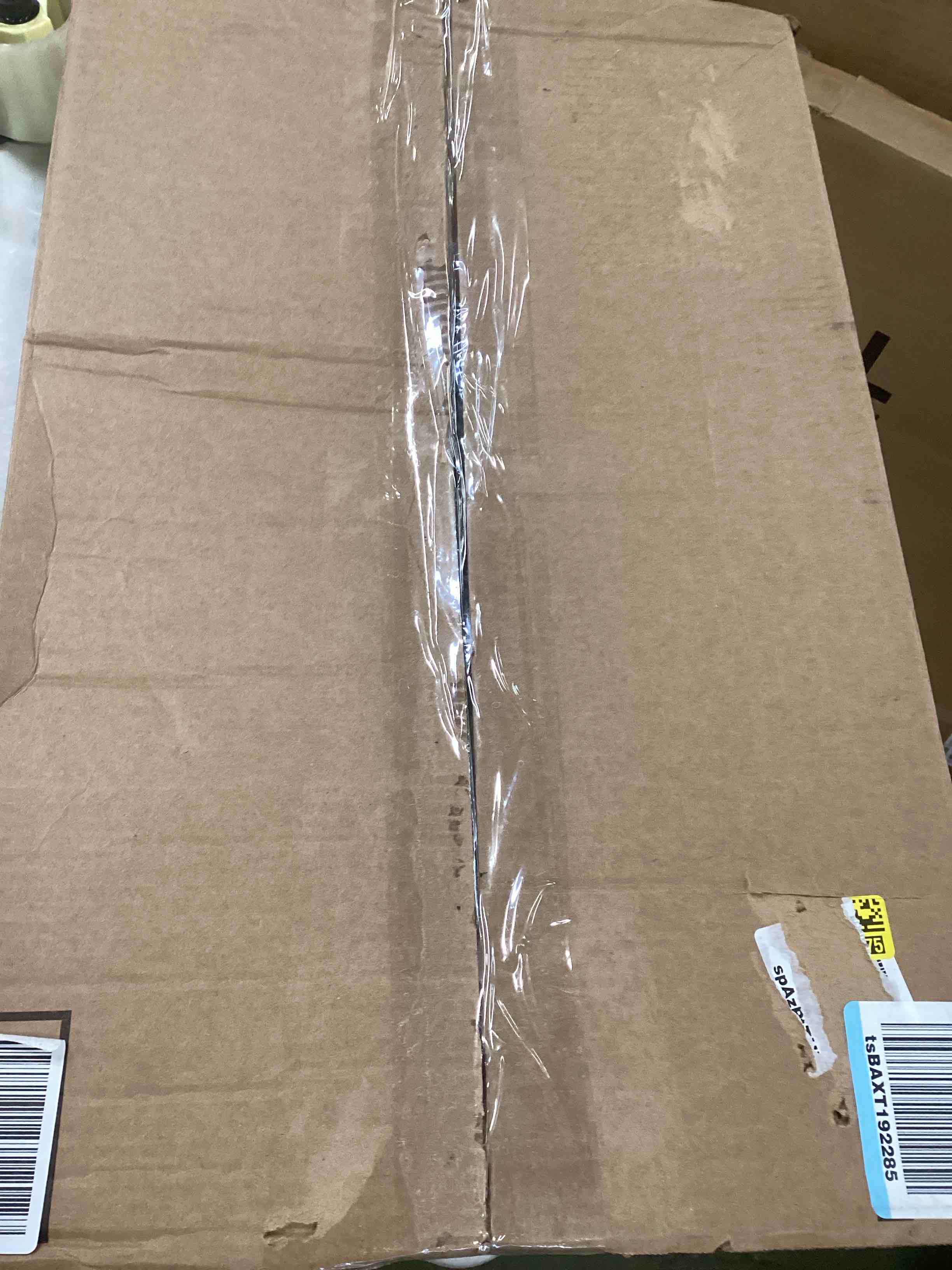 https://s3.amazonaws.com/lotting-images-prod/bidfta/PPE2079804_1739984392947.jpeg