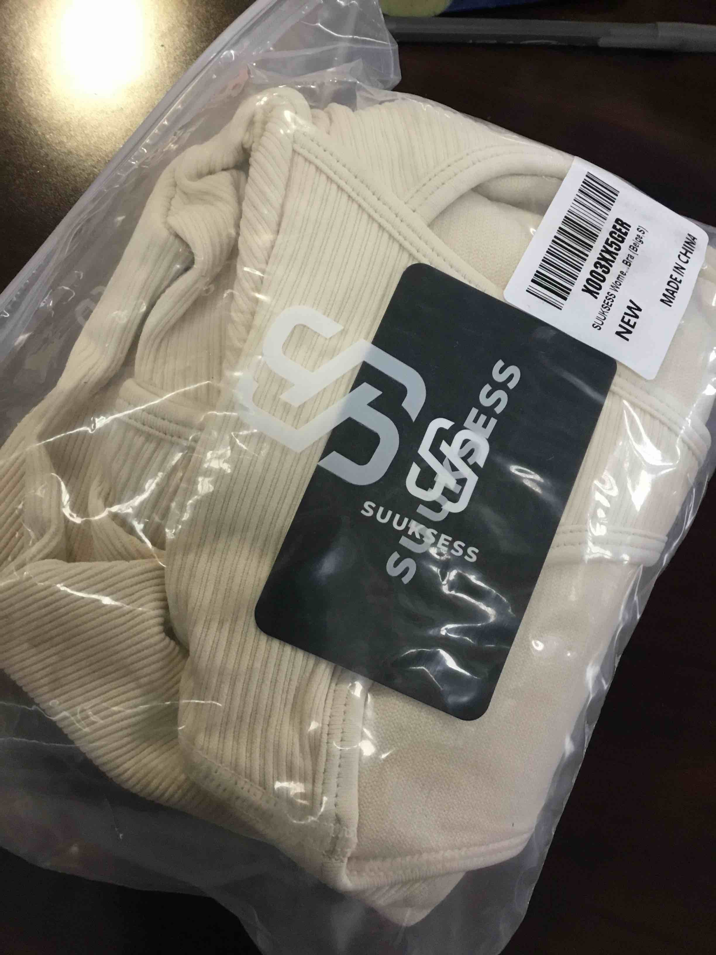 Condition photo showing New/Like New for SUUKSESS Women Cutout Seamless Ribbed Bodysuit Long Sleeve Tank Top With Bra Medium #1 Beige