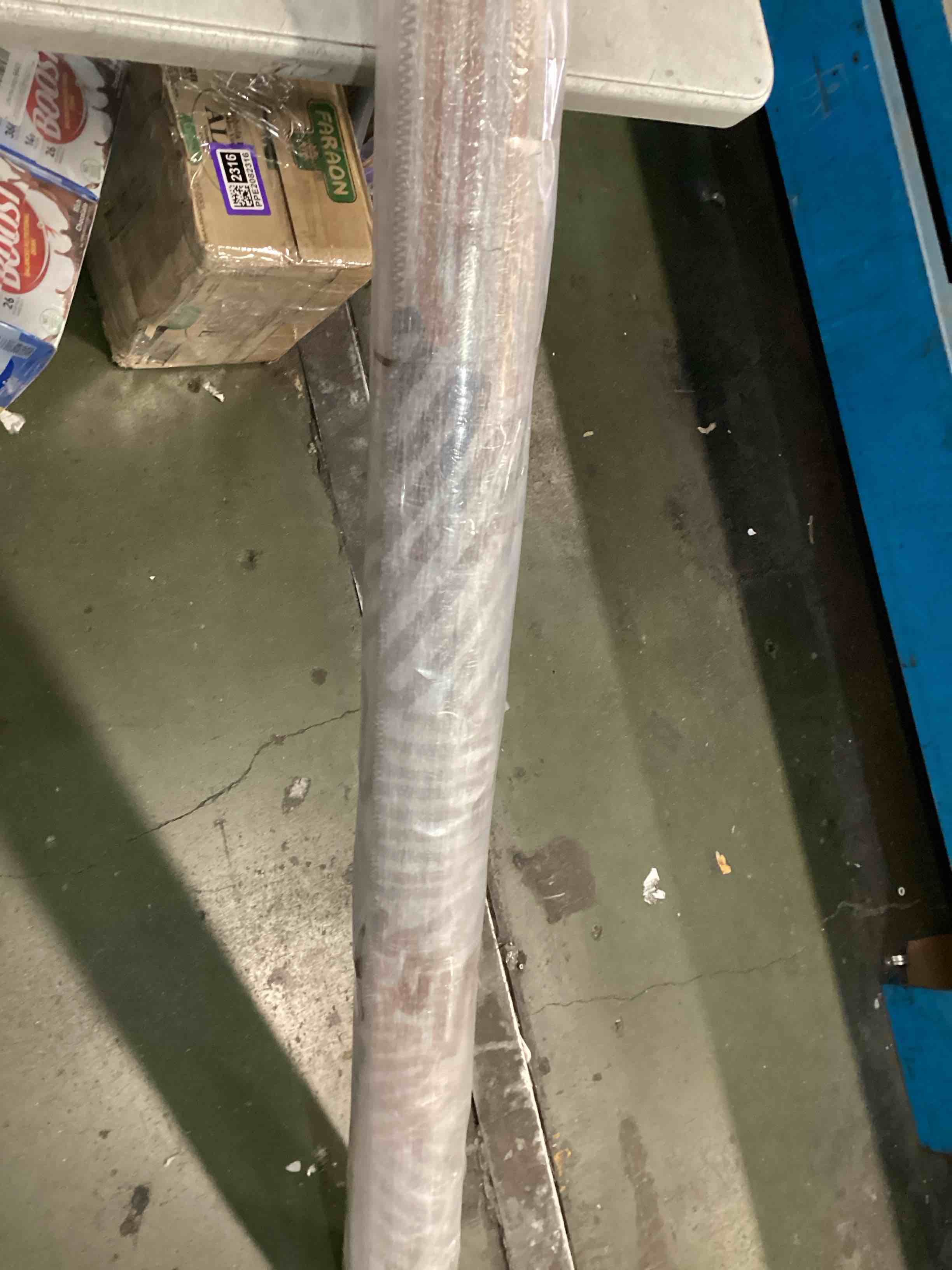 https://s3.amazonaws.com/lotting-images-prod/bidfta/PPE2082341_1746103465454.jpeg