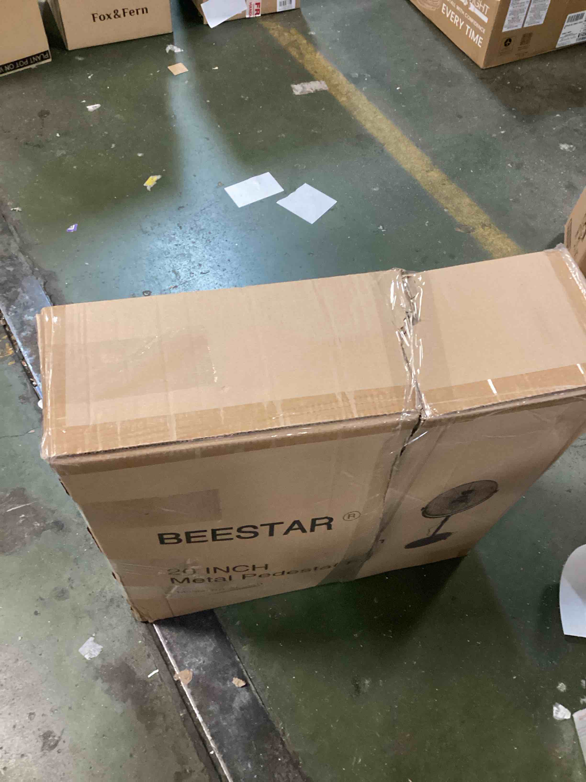 https://s3.amazonaws.com/lotting-images-prod/bidfta/PPE2082351_1746104489907.jpeg