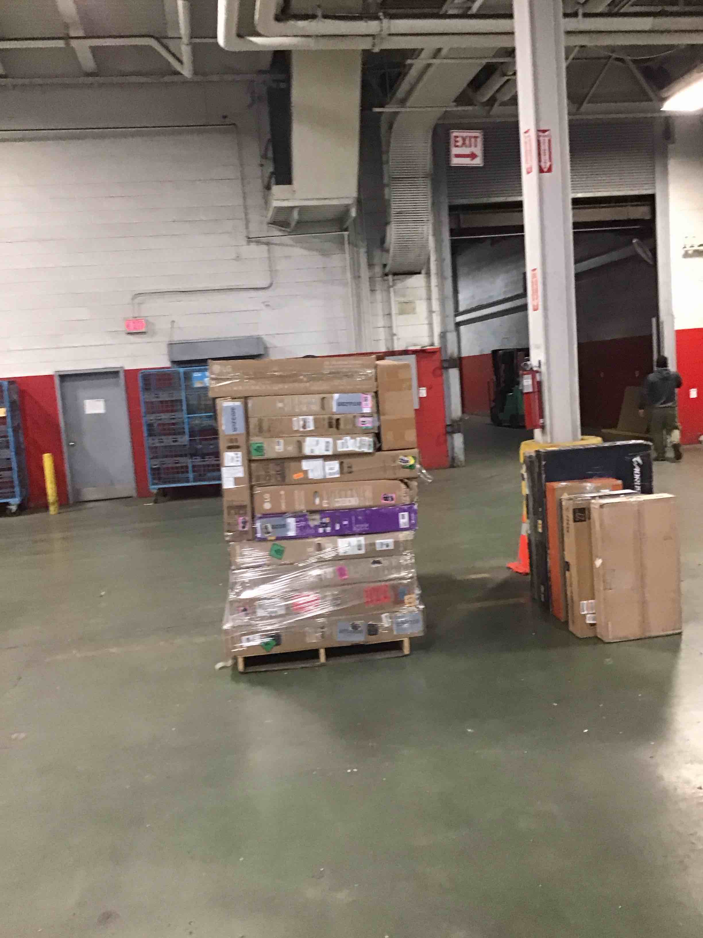 assortment of defective electronics for parts 