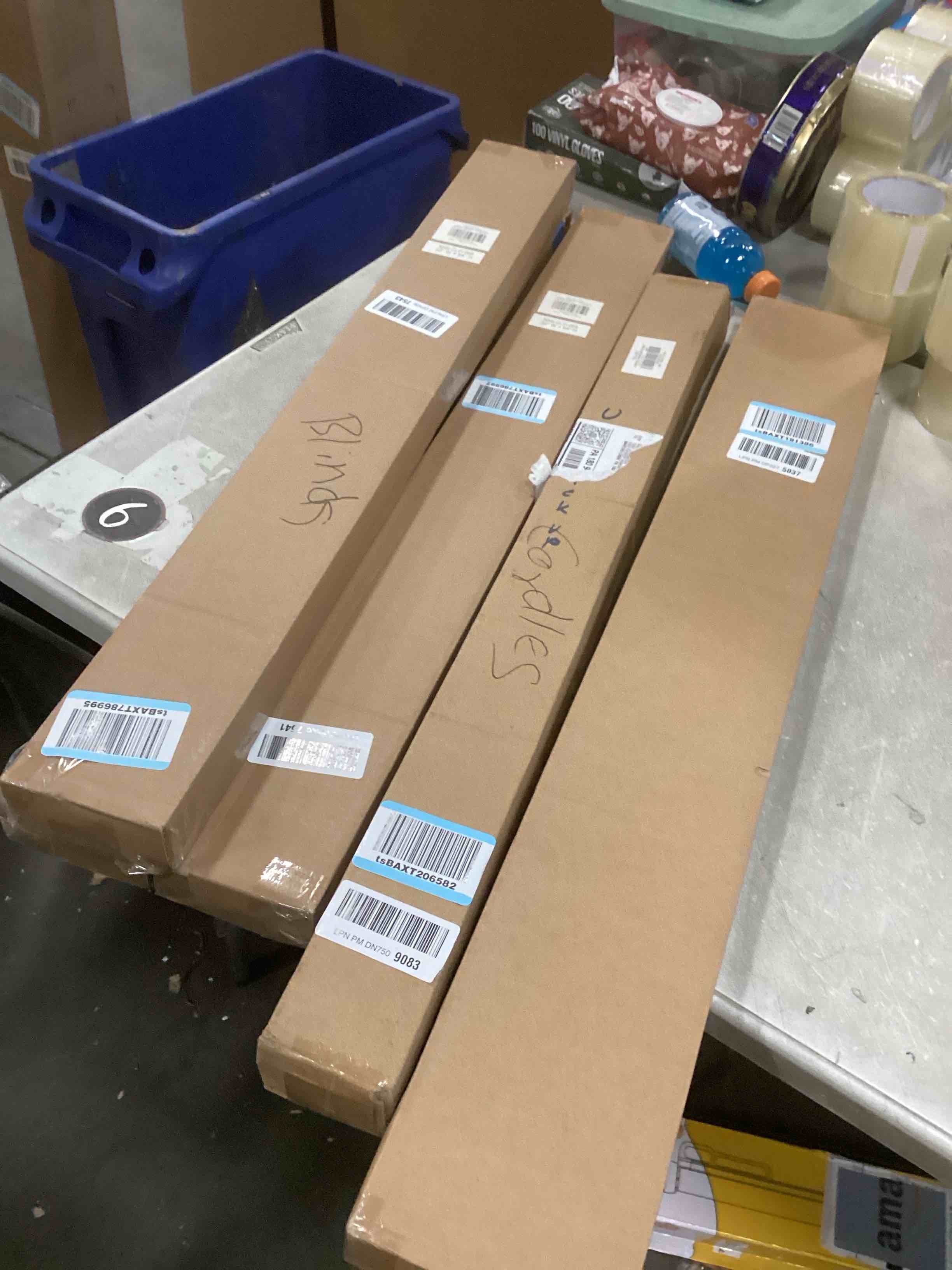 https://s3.amazonaws.com/lotting-images-prod/bidfta/PPE2083169_1739385392848.jpeg
