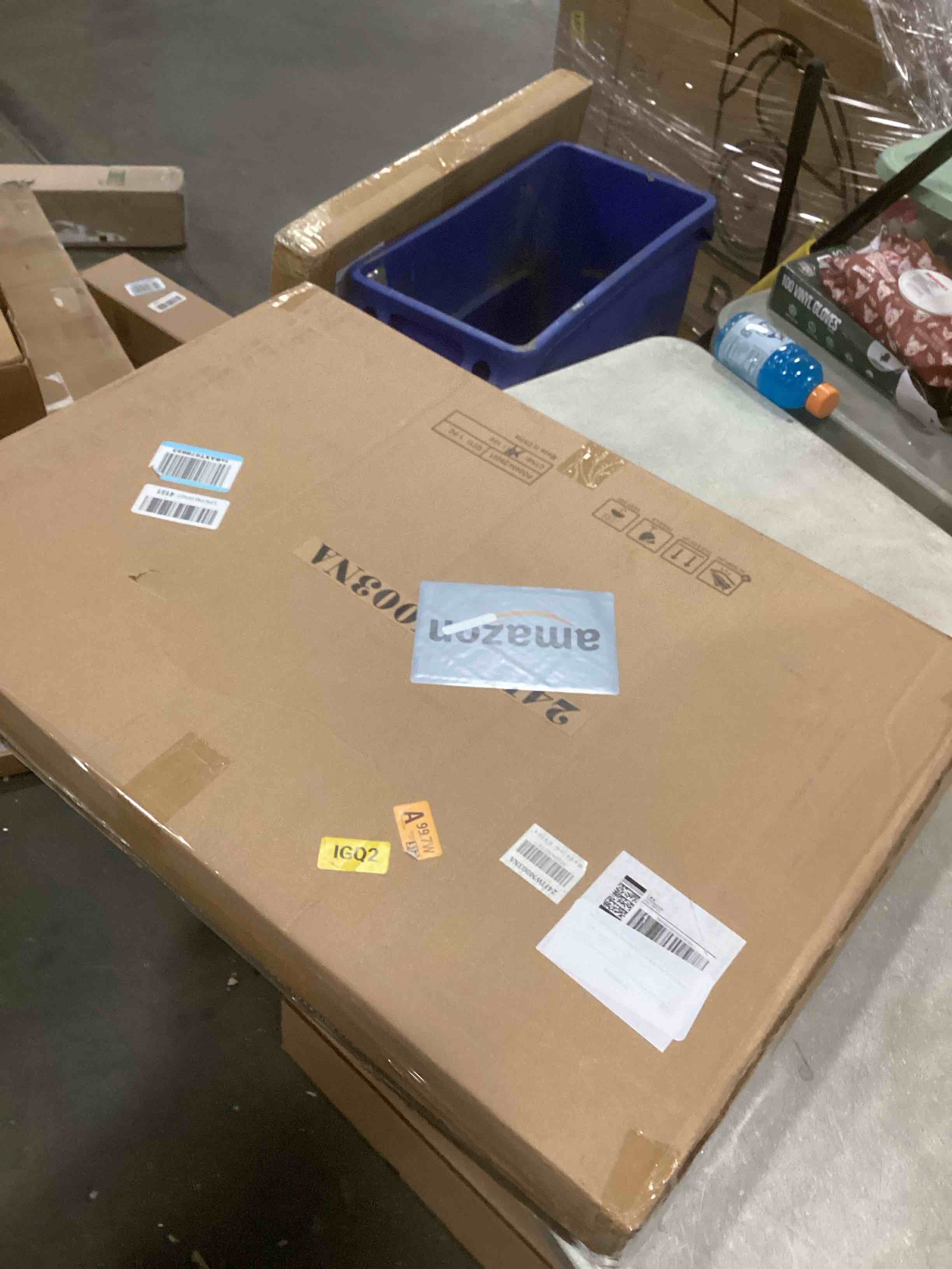 https://s3.amazonaws.com/lotting-images-prod/bidfta/PPE2083202_1739389013684.jpeg
