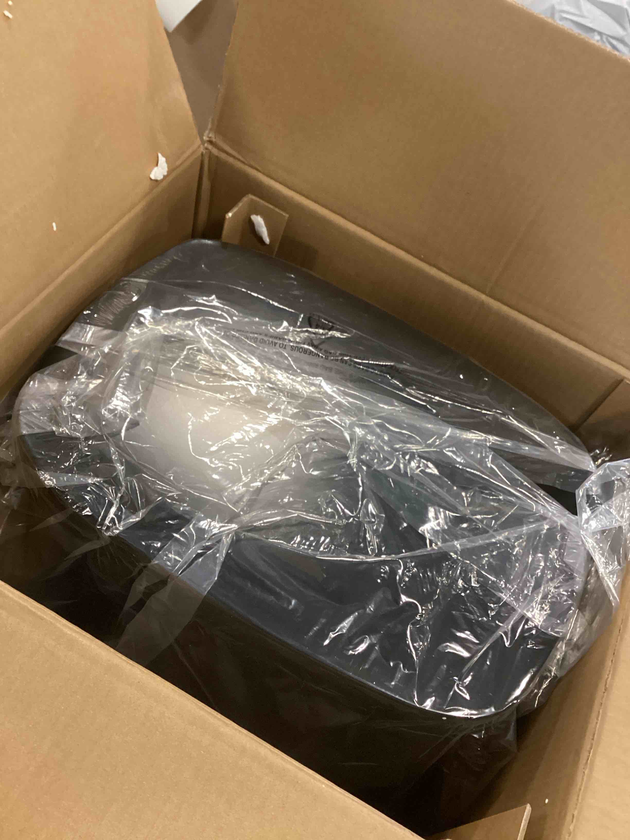 https://s3.amazonaws.com/lotting-images-prod/bidfta/PPE2083528_1739542427695.jpeg