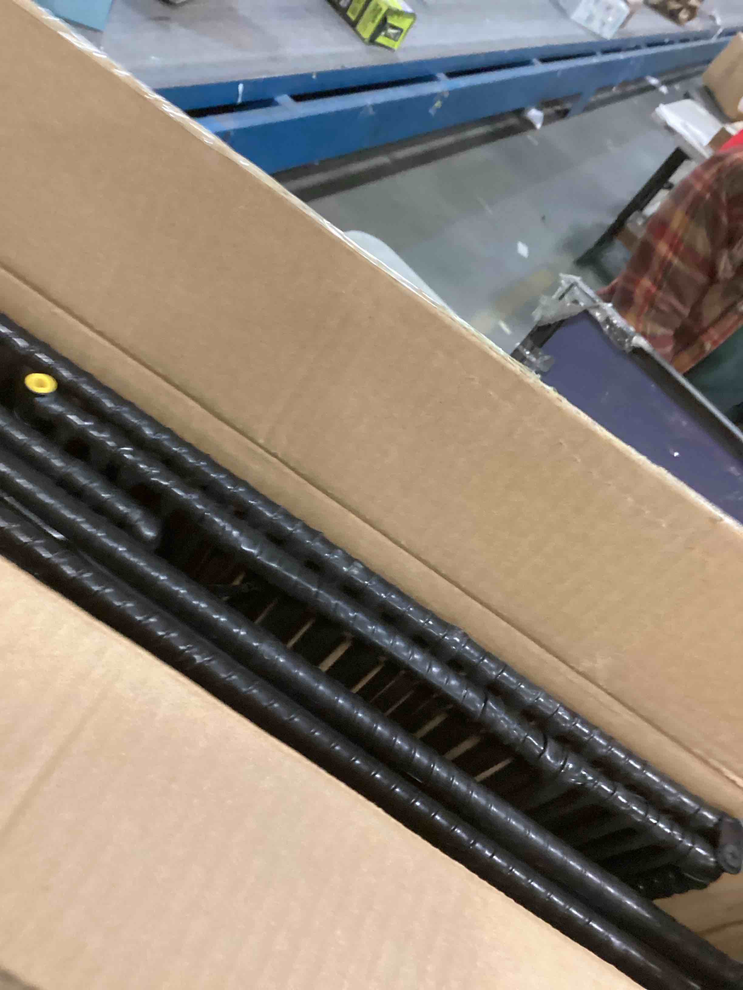 https://s3.amazonaws.com/lotting-images-prod/bidfta/PPE2084286_1739972314113.jpeg