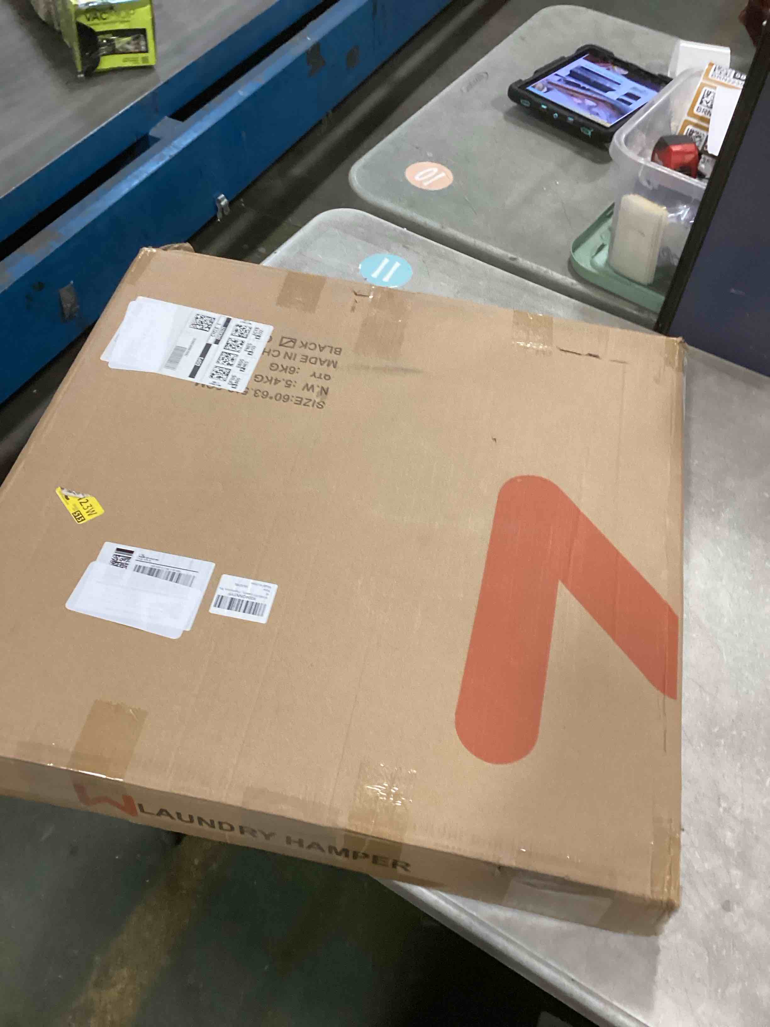 https://s3.amazonaws.com/lotting-images-prod/bidfta/PPE2084286_1739972326928.jpeg