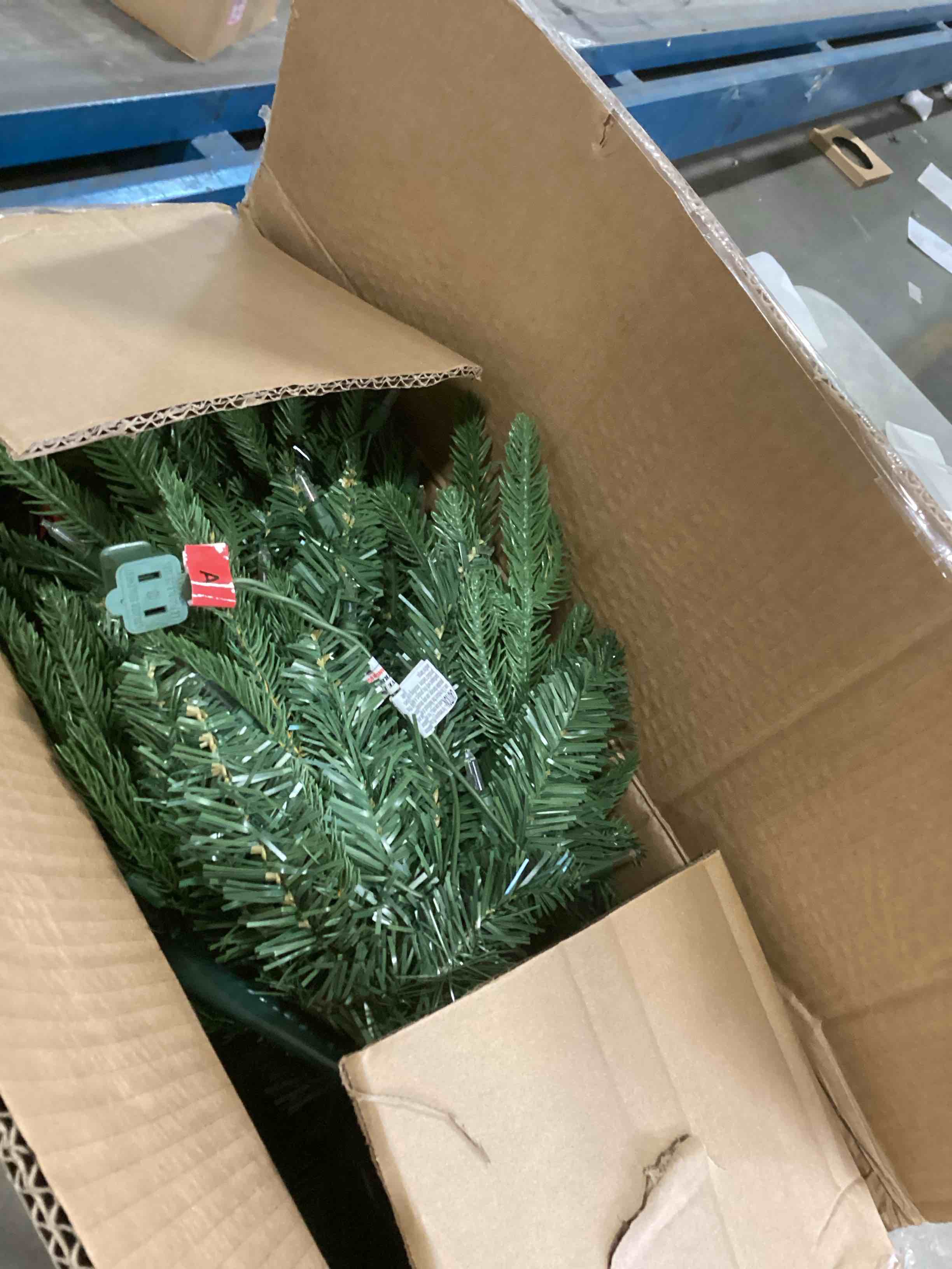 https://s3.amazonaws.com/lotting-images-prod/bidfta/PPE2084341_1739978757104.jpeg