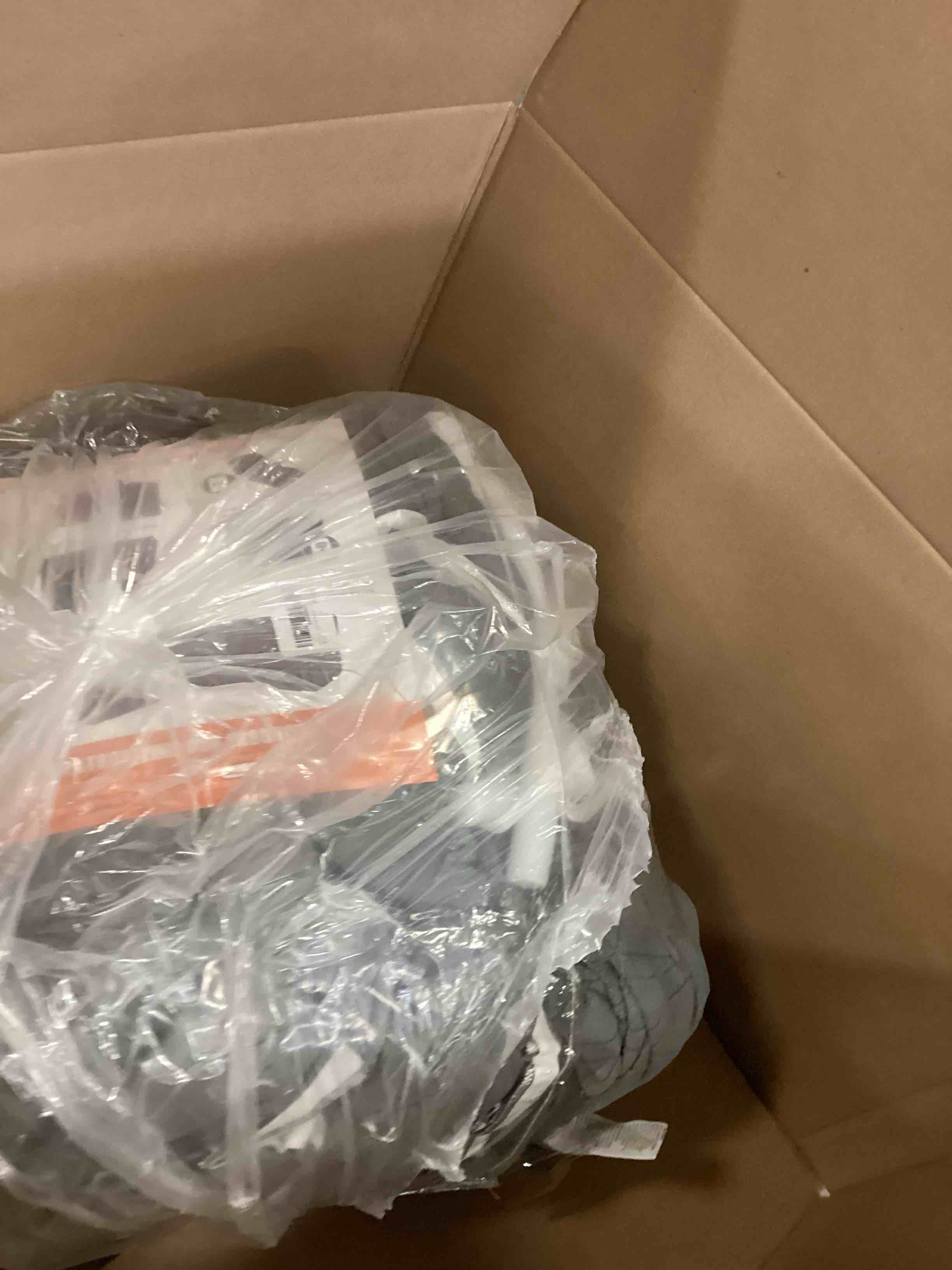 https://s3.amazonaws.com/lotting-images-prod/bidfta/PPE2084468_1739993155957.jpeg