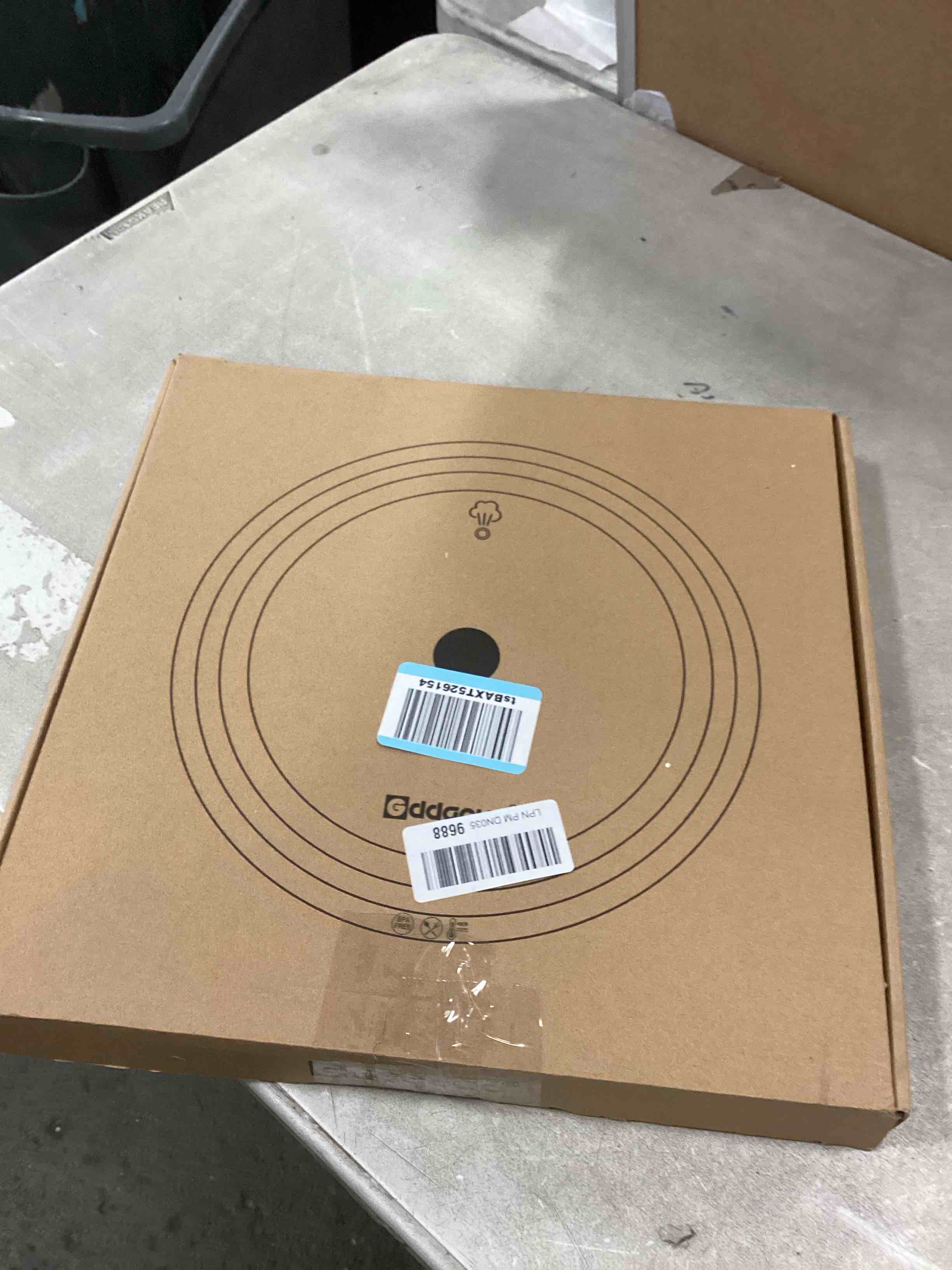 https://s3.amazonaws.com/lotting-images-prod/bidfta/PPE2084700_1740079305106.jpeg