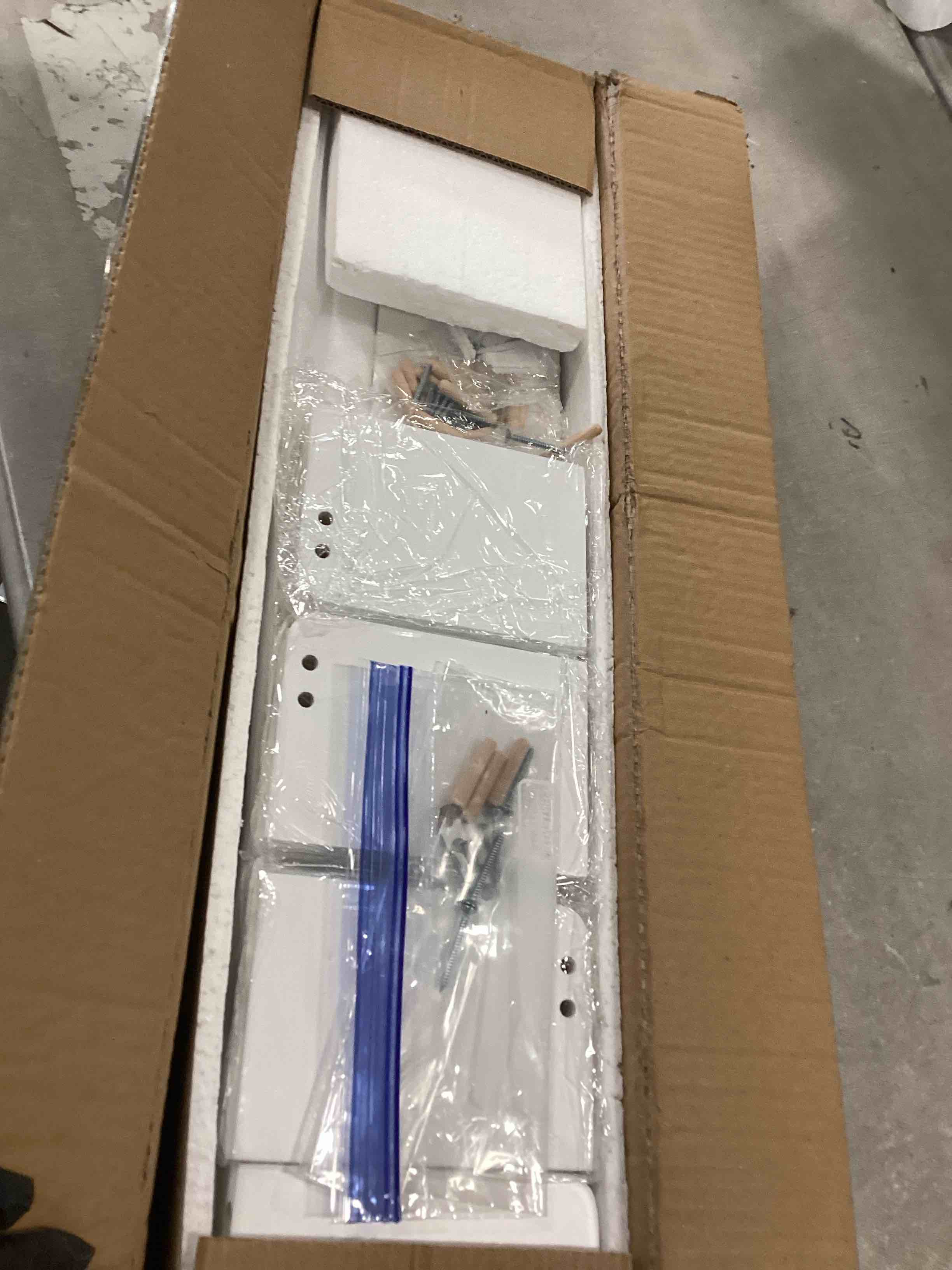 https://s3.amazonaws.com/lotting-images-prod/bidfta/PPE2084711_1740080251034.jpeg