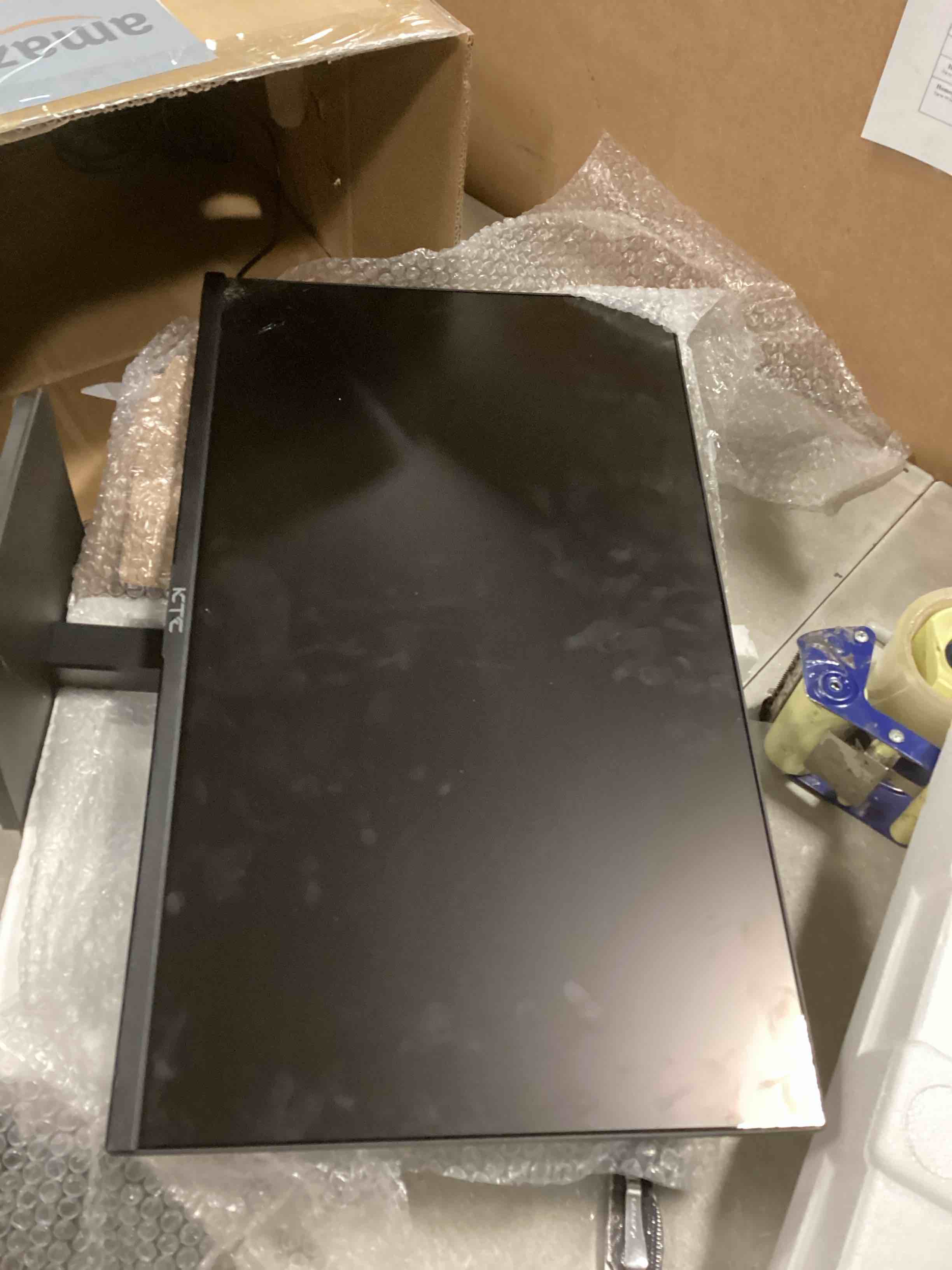 https://s3.amazonaws.com/lotting-images-prod/bidfta/PPE2084739_1740083753211.jpeg
