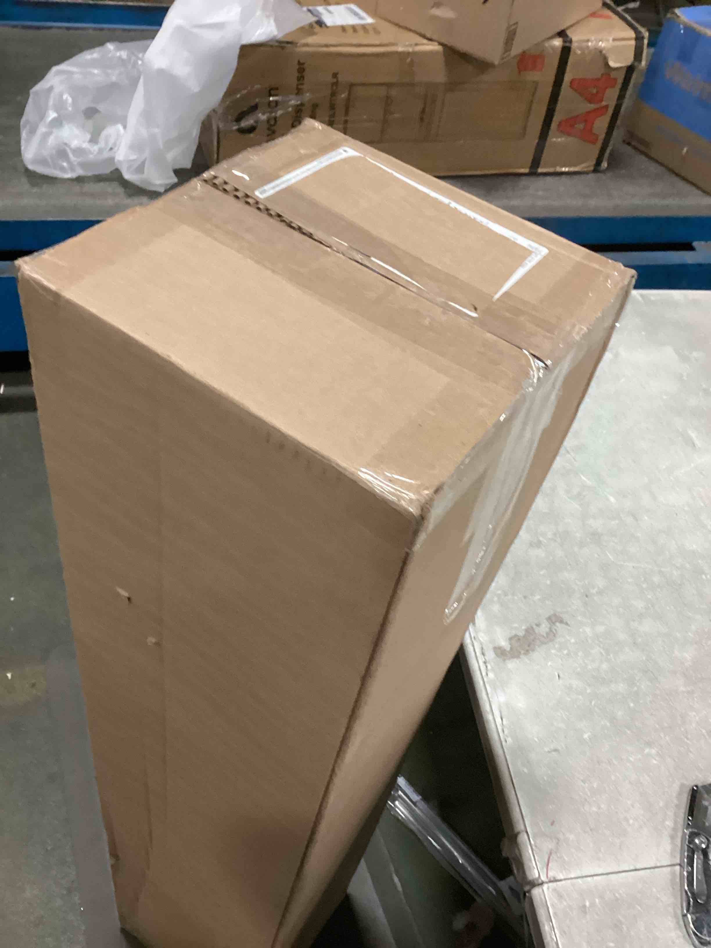 https://s3.amazonaws.com/lotting-images-prod/bidfta/PPE2084772_1740144780390.jpeg