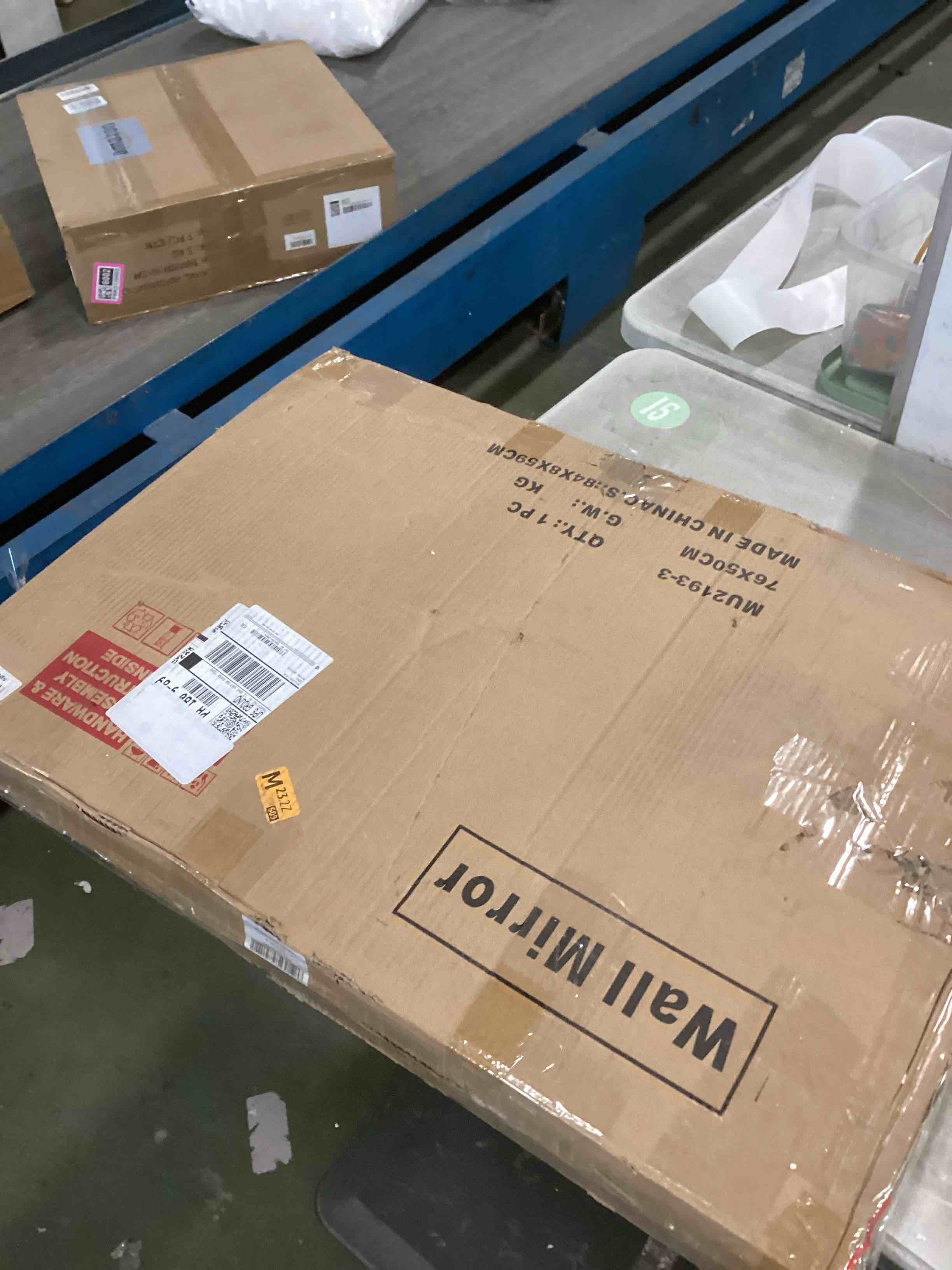 https://s3.amazonaws.com/lotting-images-prod/bidfta/PPE2085302_1740491989117.jpeg