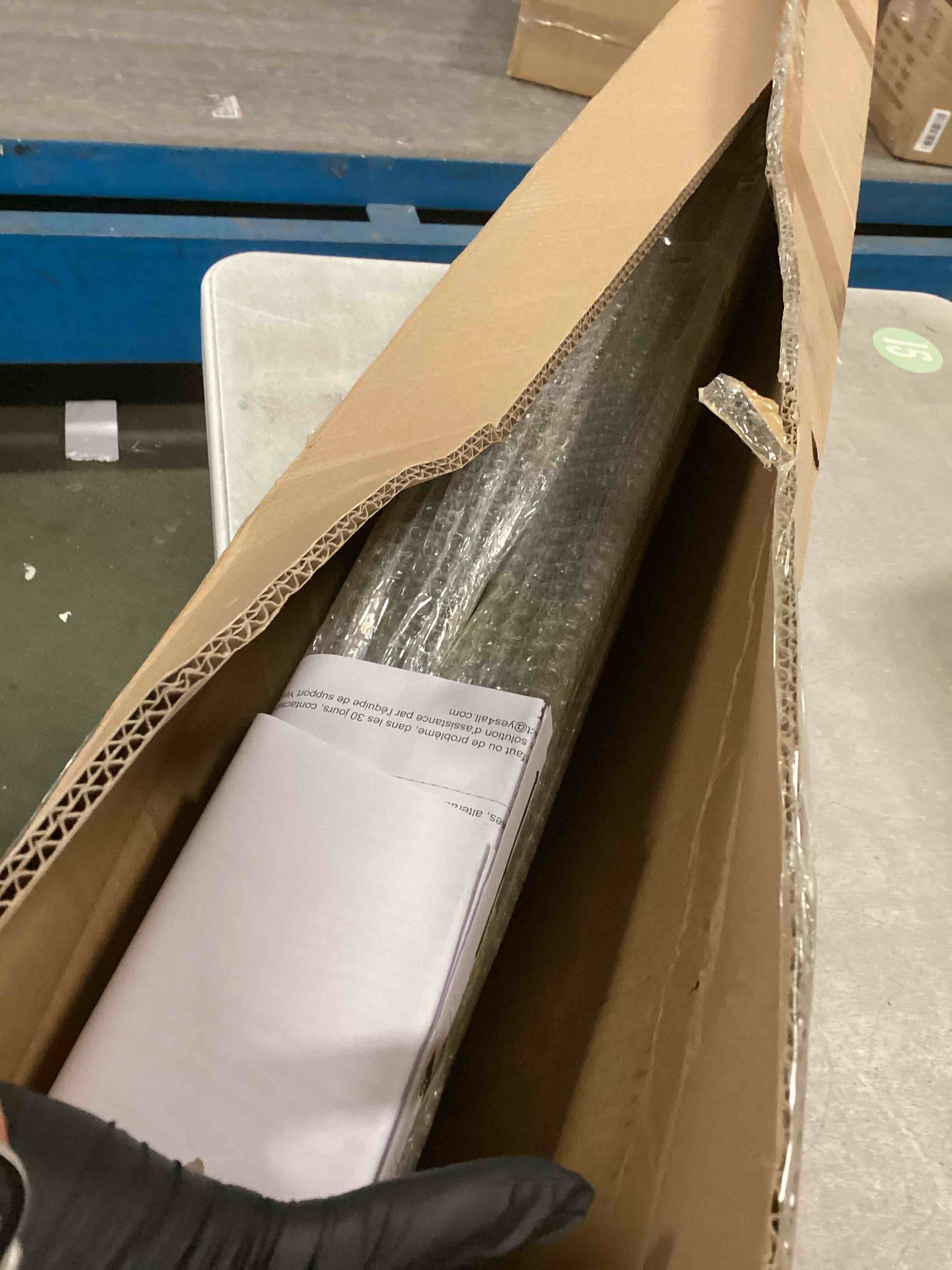 https://s3.amazonaws.com/lotting-images-prod/bidfta/PPE2085357_1740498677644.jpeg