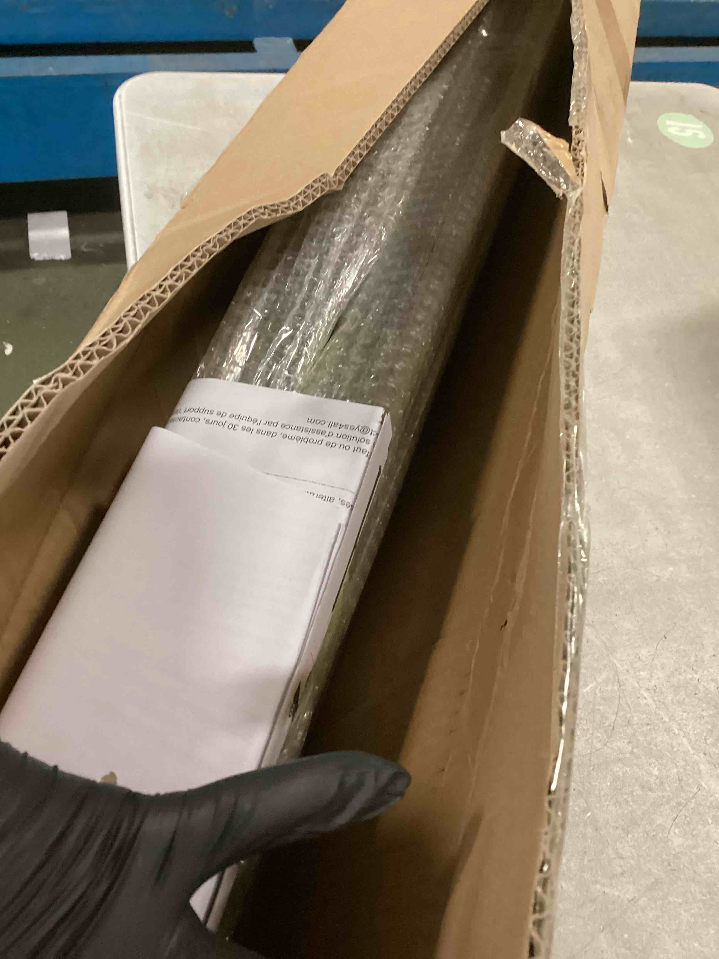 https://s3.amazonaws.com/lotting-images-prod/bidfta/PPE2085357_1740498678894.jpeg
