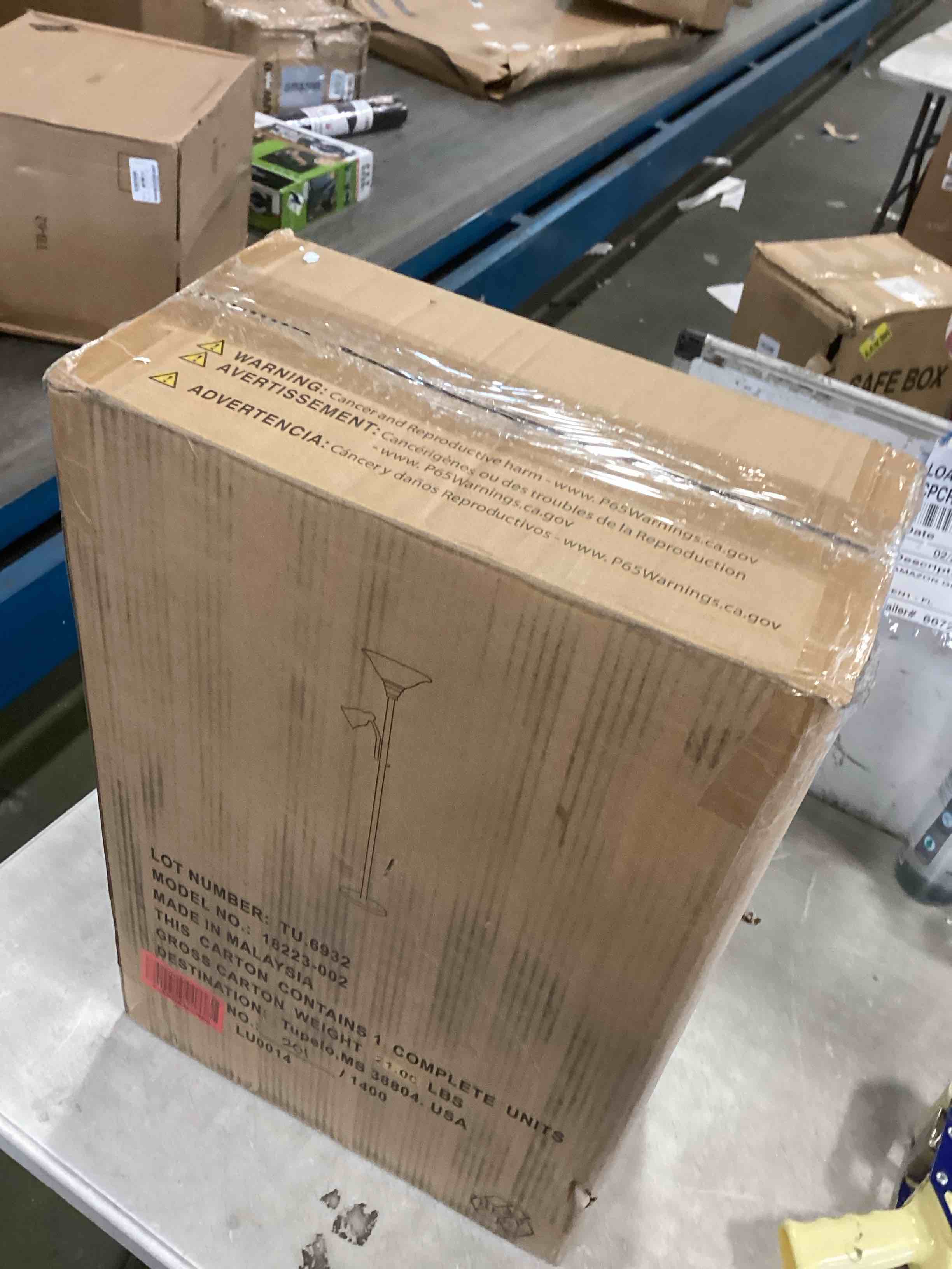 https://s3.amazonaws.com/lotting-images-prod/bidfta/PPE2085368_1740500576821.jpeg