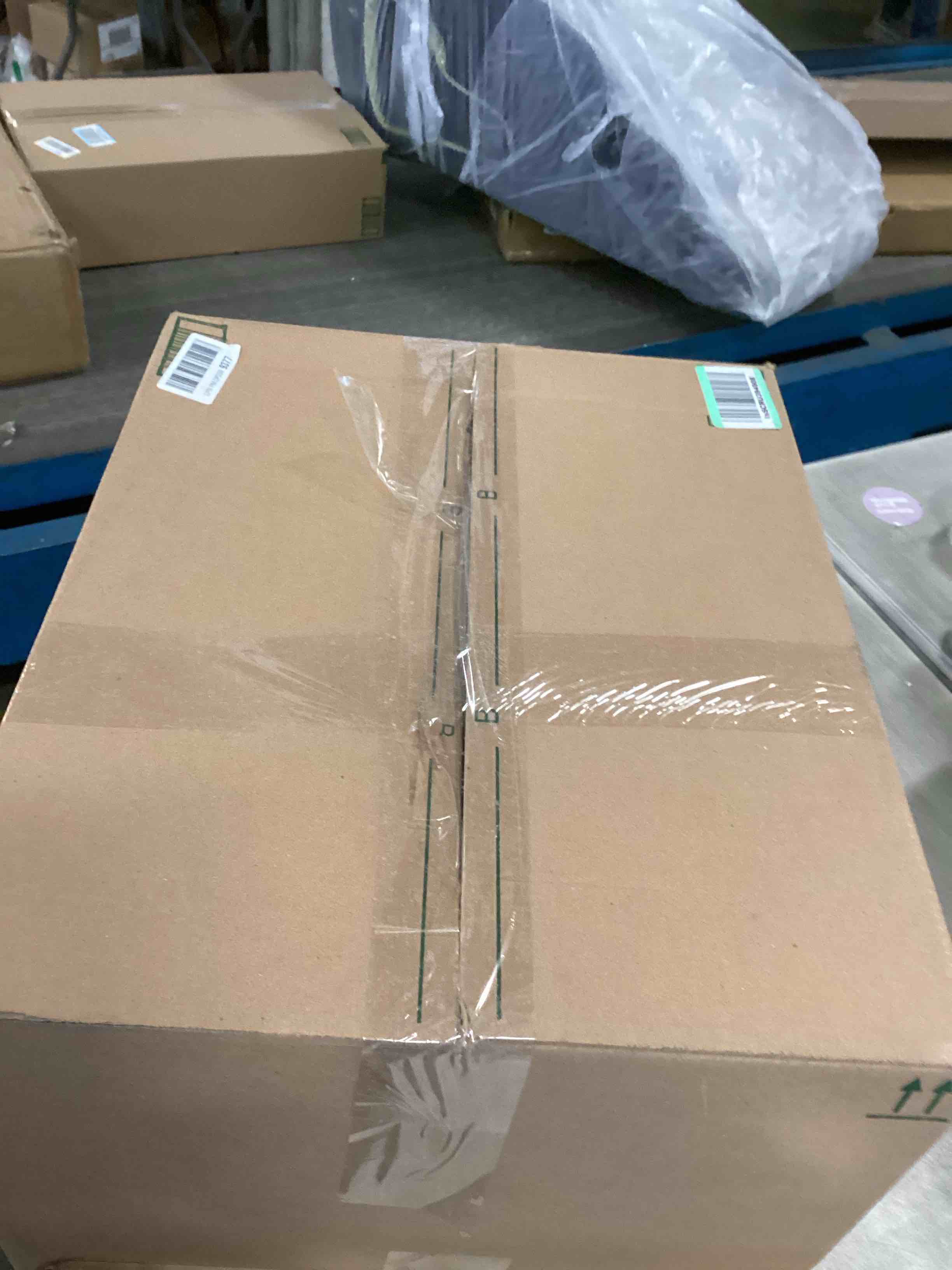 https://s3.amazonaws.com/lotting-images-prod/bidfta/PPE2085417_1740505018681.jpeg
