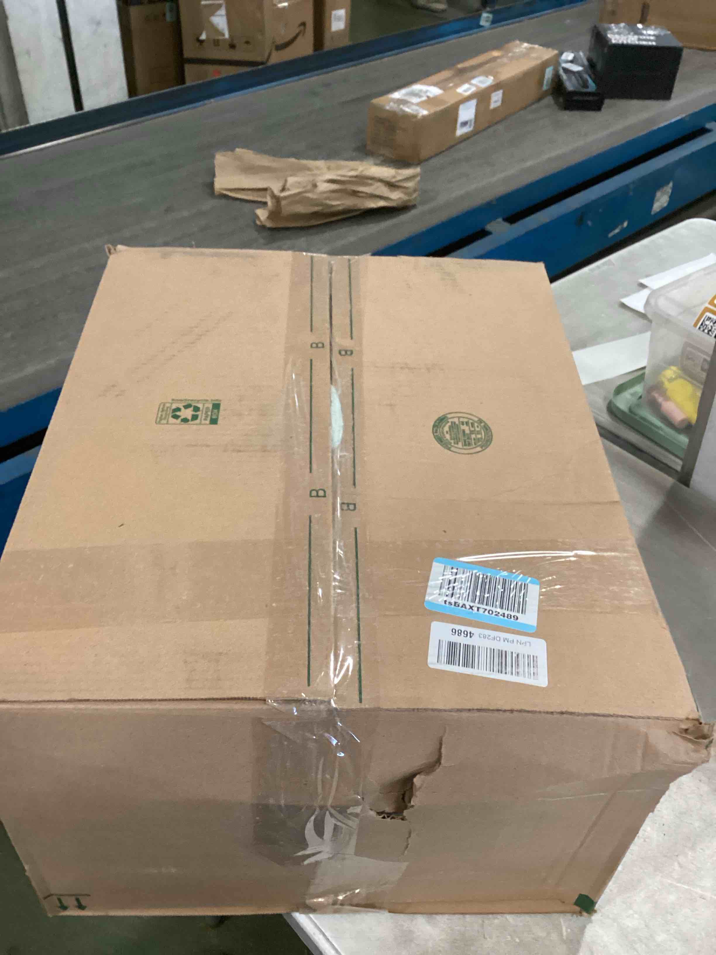 https://s3.amazonaws.com/lotting-images-prod/bidfta/PPE2085489_1740516561926.jpeg
