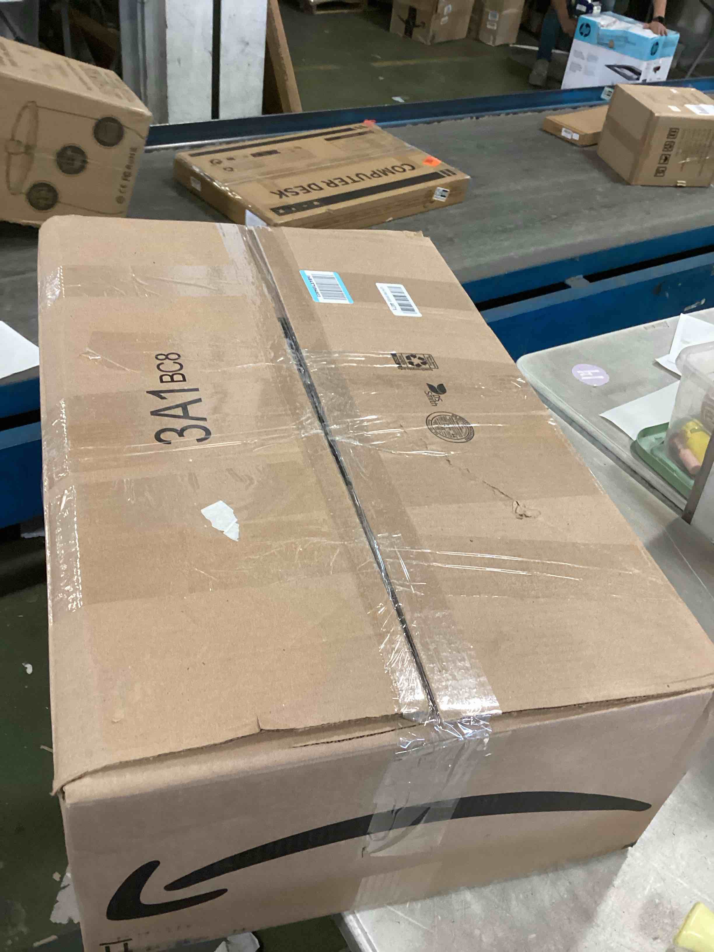 https://s3.amazonaws.com/lotting-images-prod/bidfta/PPE2085495_1740517003020.jpeg