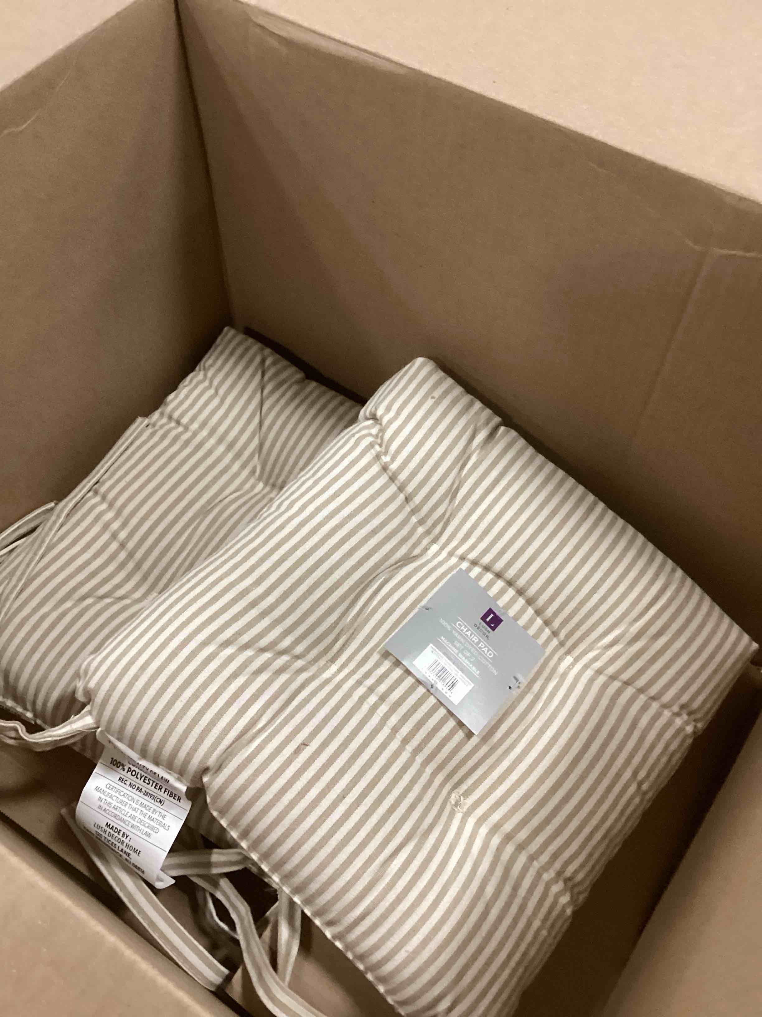 https://s3.amazonaws.com/lotting-images-prod/bidfta/PPE2085730_1740599301959.jpeg