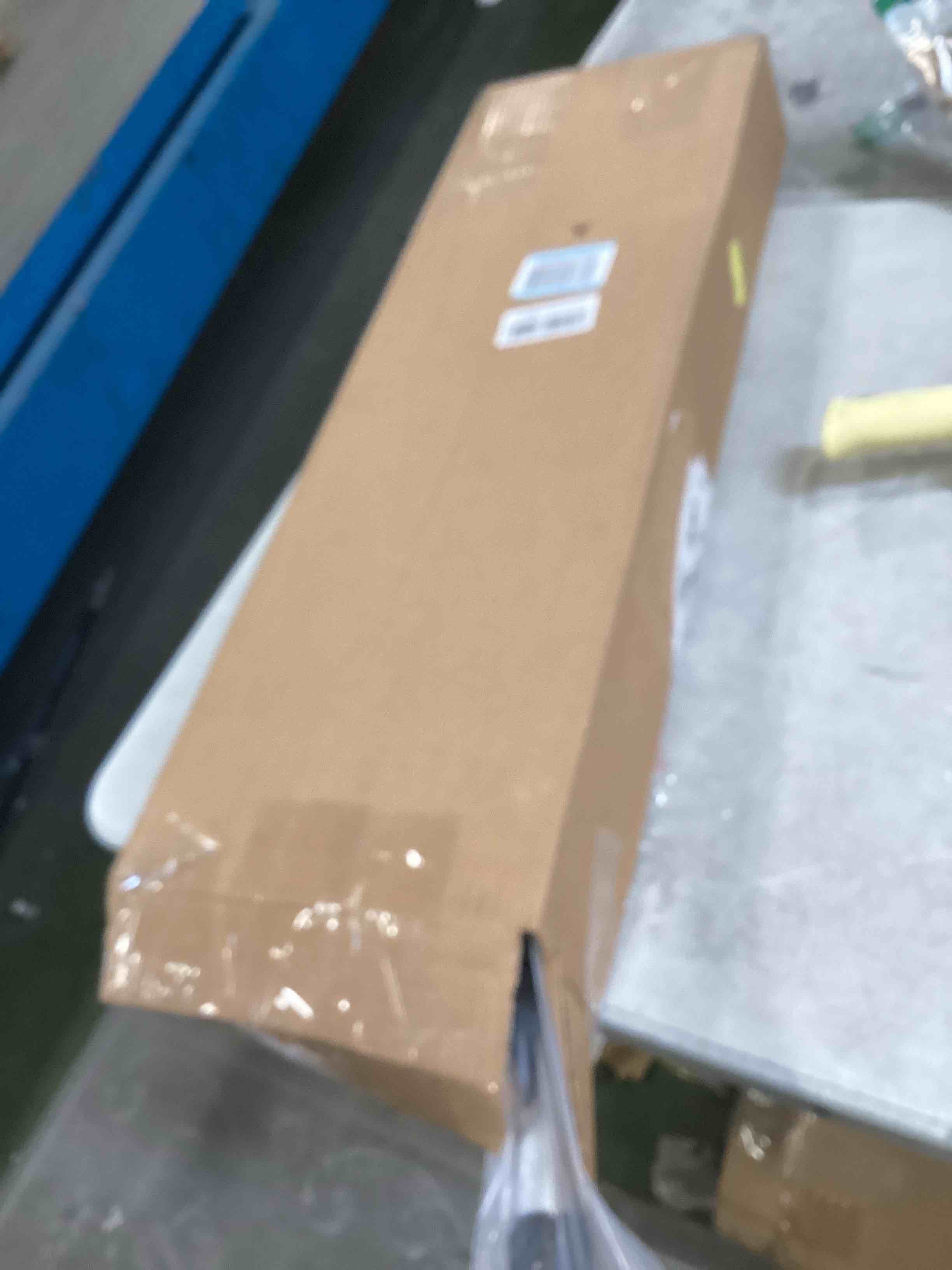 https://s3.amazonaws.com/lotting-images-prod/bidfta/PPE2086366_1739550221898.jpeg