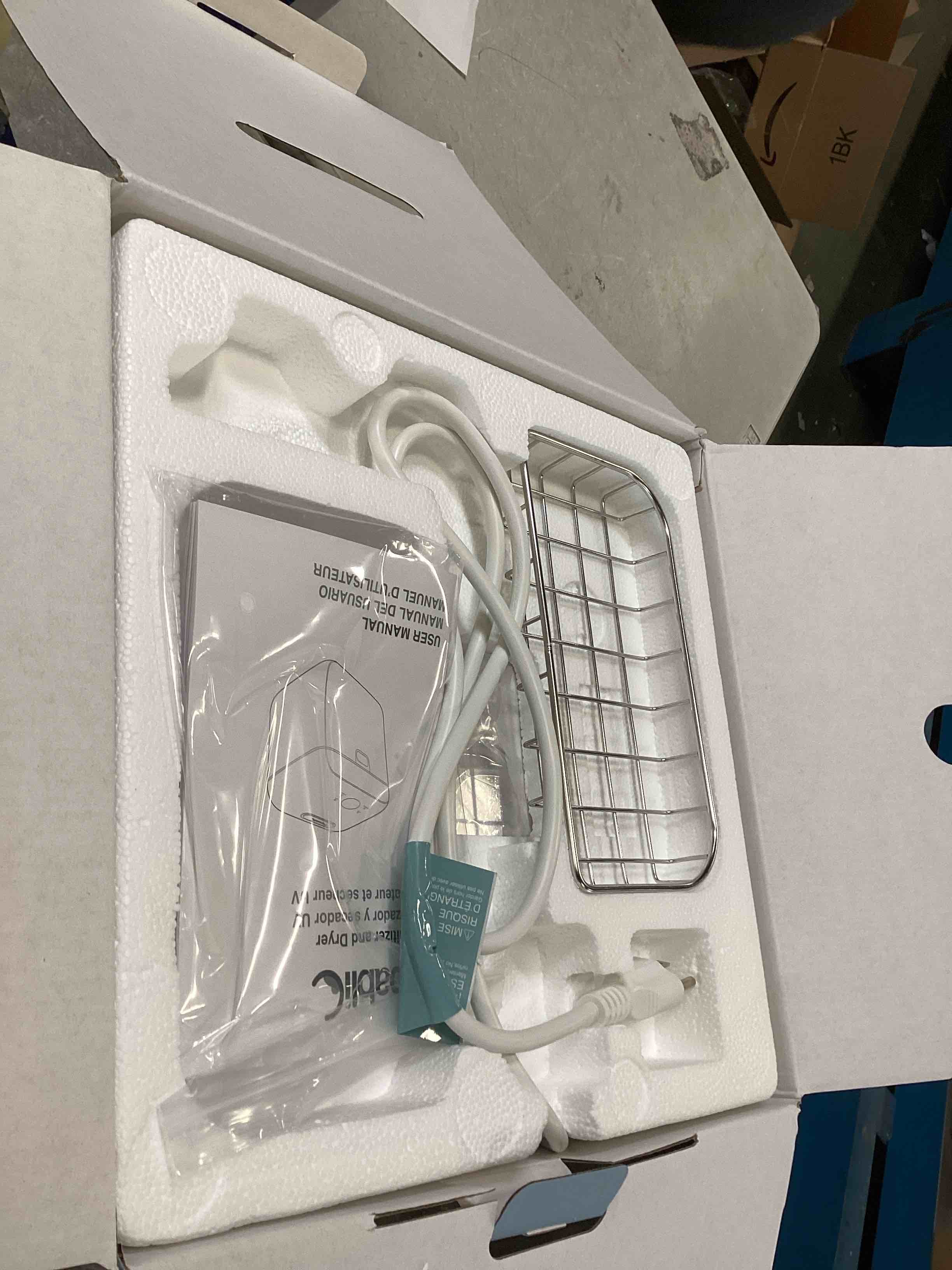 https://s3.amazonaws.com/lotting-images-prod/bidfta/PPE2086773_1739818456287.jpeg