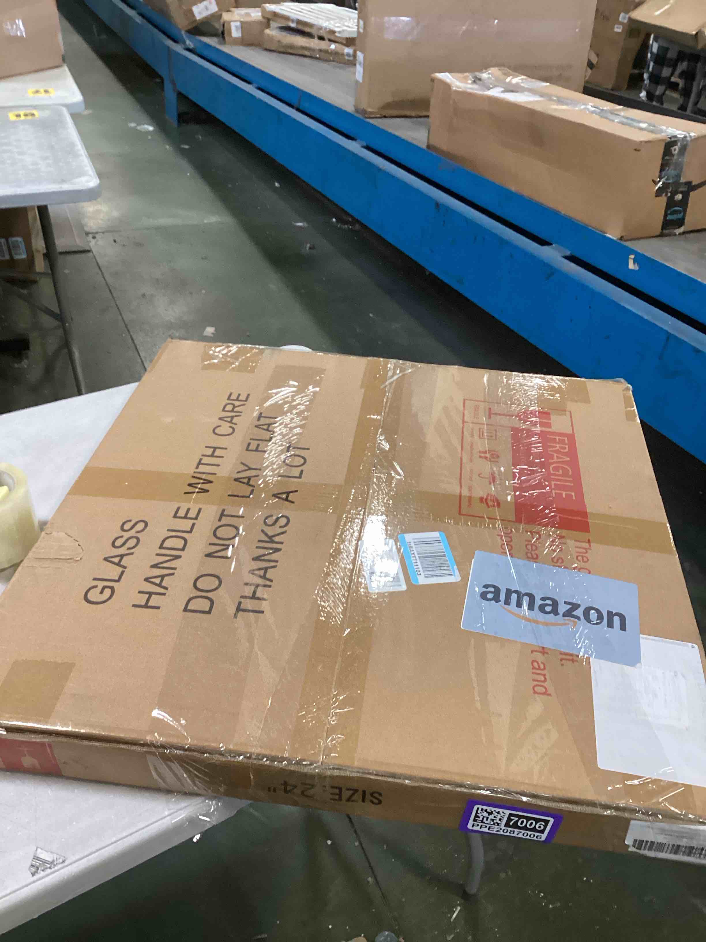 https://s3.amazonaws.com/lotting-images-prod/bidfta/PPE2087006_1739904169049.jpeg
