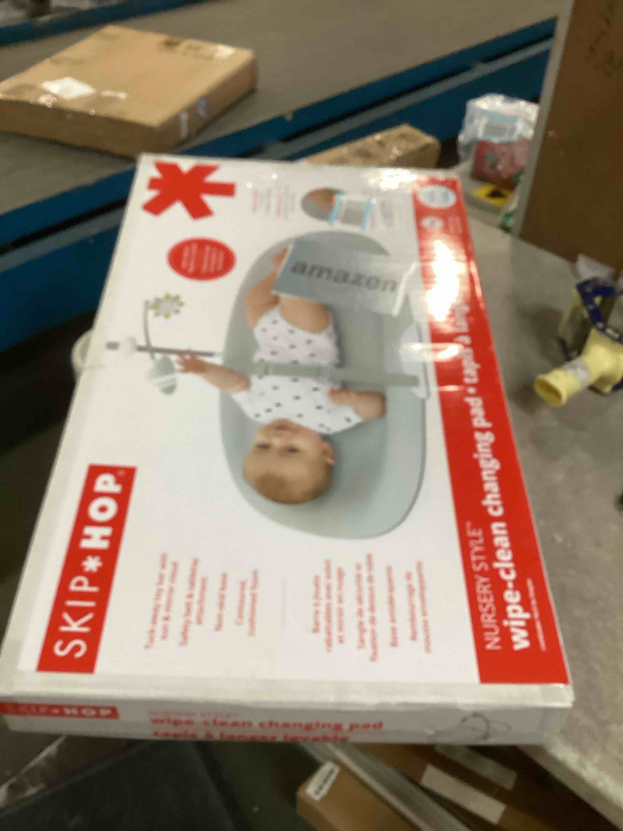 https://s3.amazonaws.com/lotting-images-prod/bidfta/PPE2087751_1740164819029.jpeg