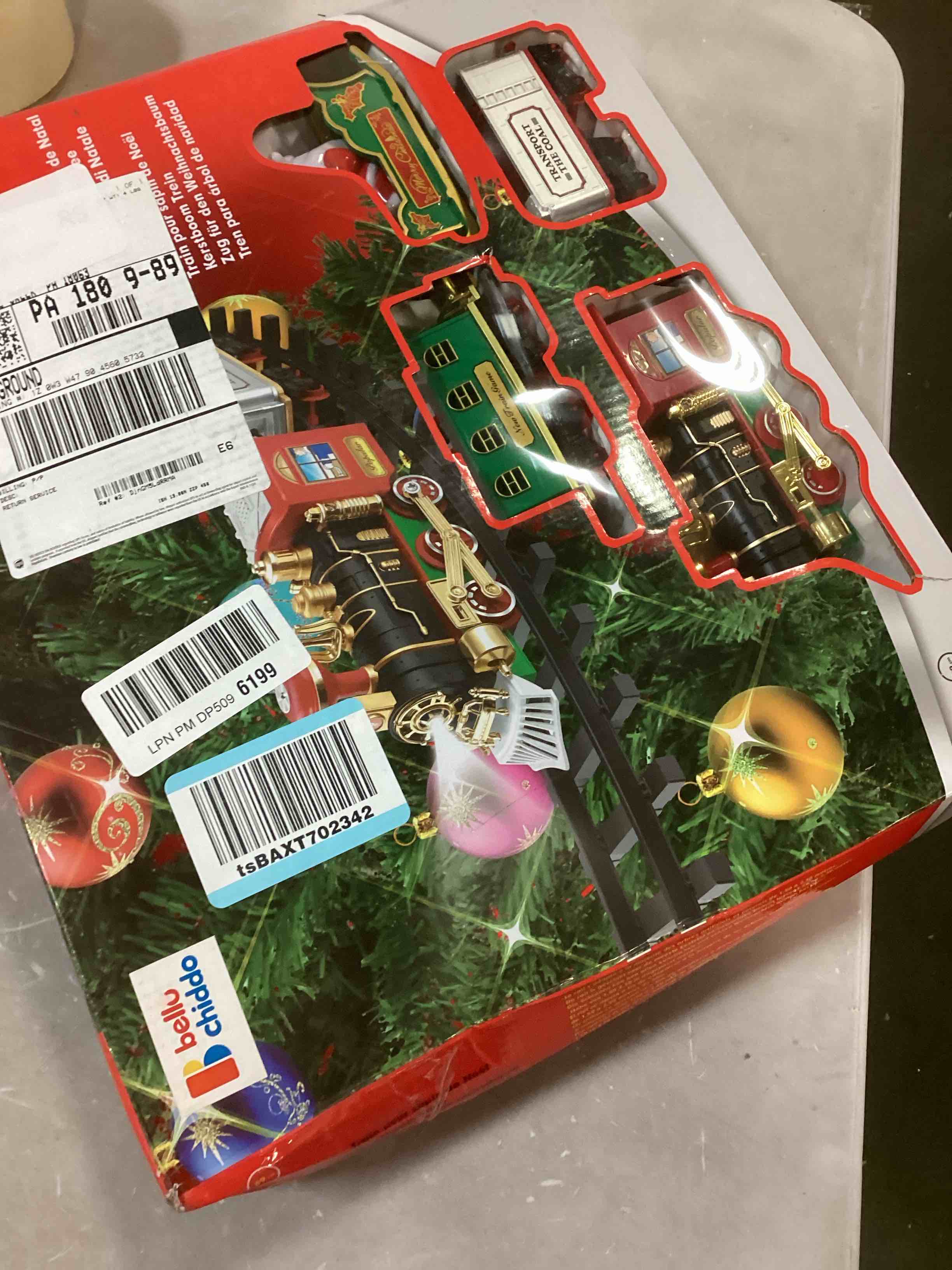 https://s3.amazonaws.com/lotting-images-prod/bidfta/PPE2089182_1739908007595.jpeg