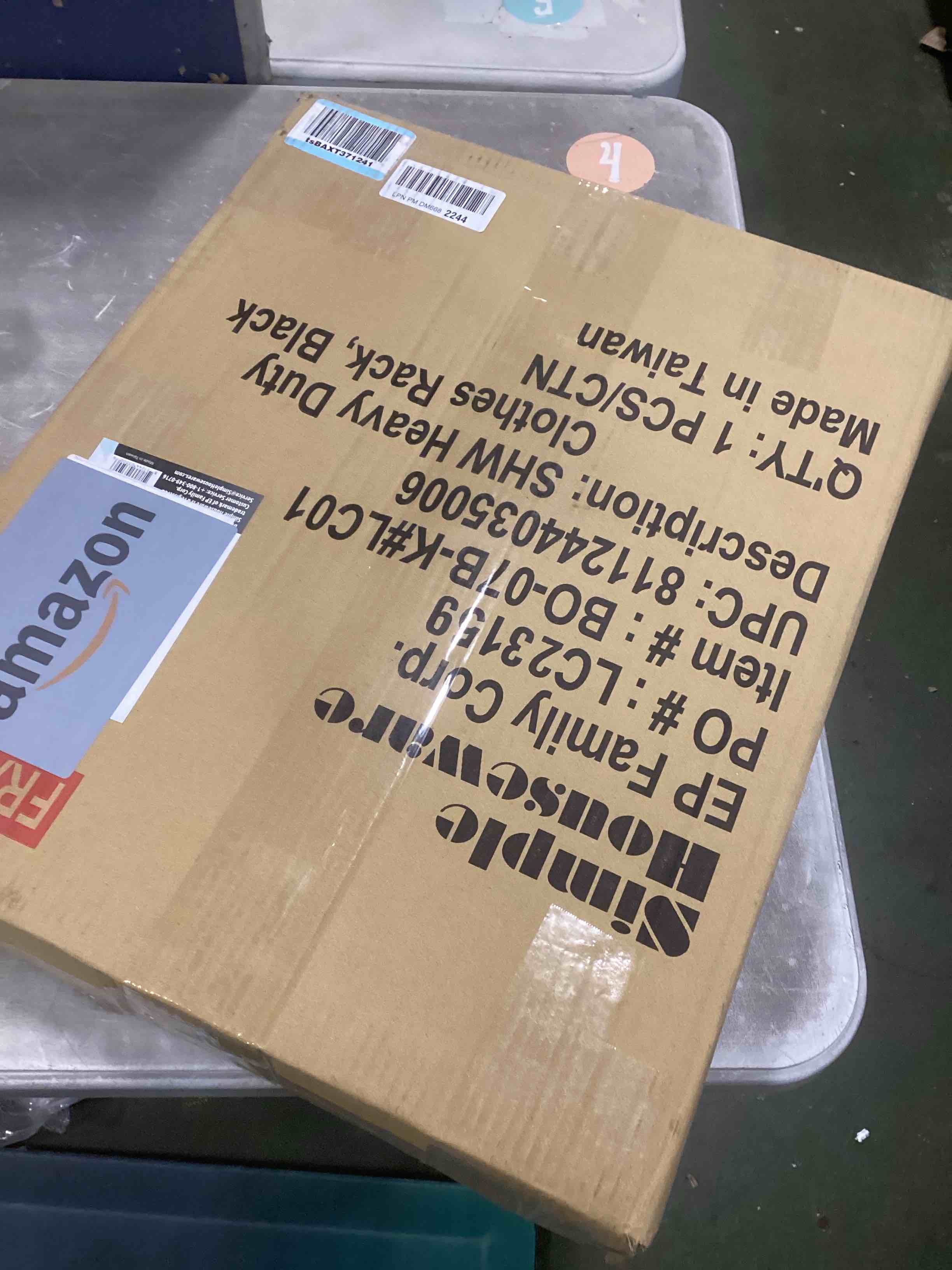 https://s3.amazonaws.com/lotting-images-prod/bidfta/PPE2090013_1740408359919.jpeg