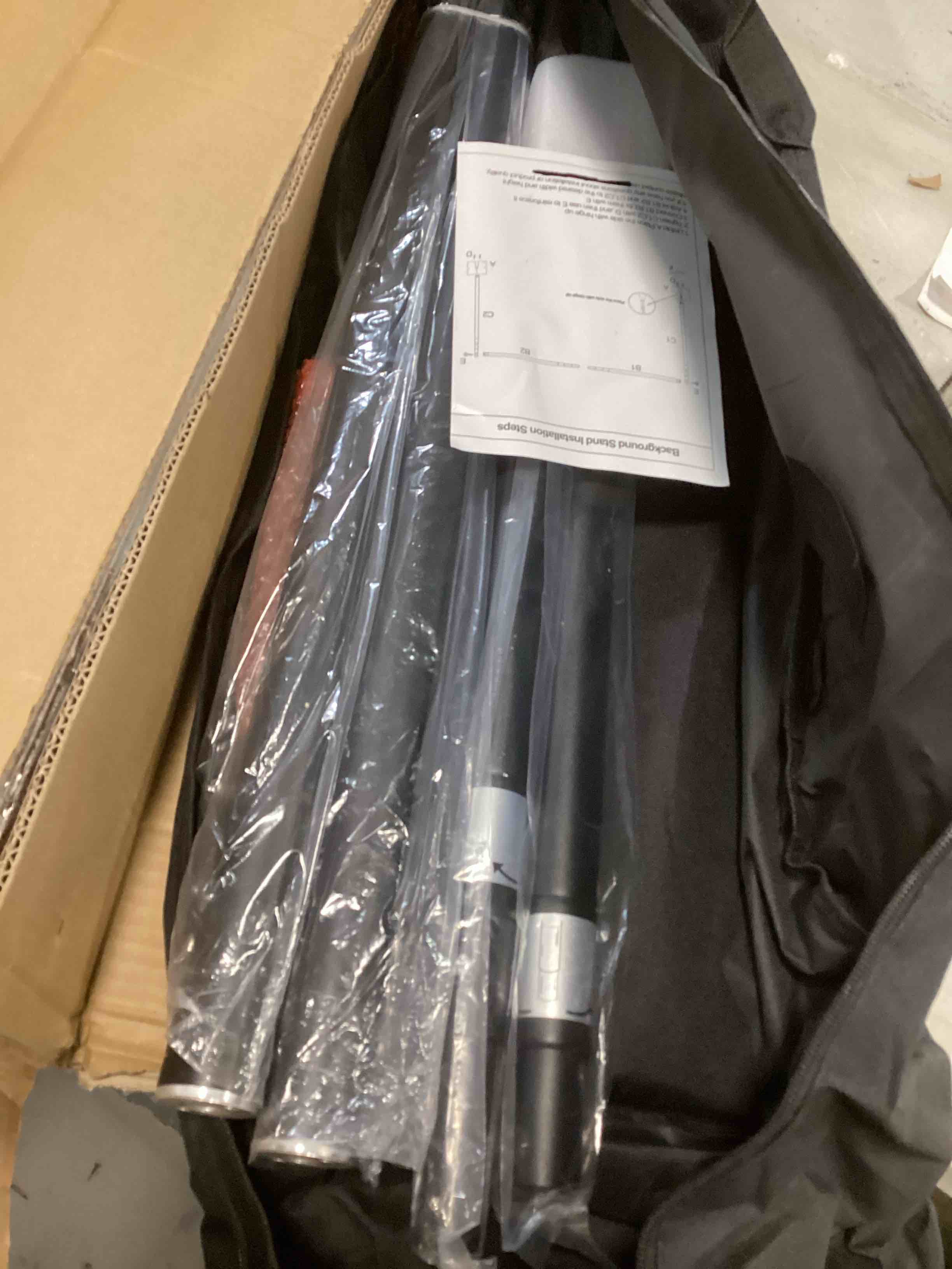 https://s3.amazonaws.com/lotting-images-prod/bidfta/PPE2090369_1740510672556.jpeg