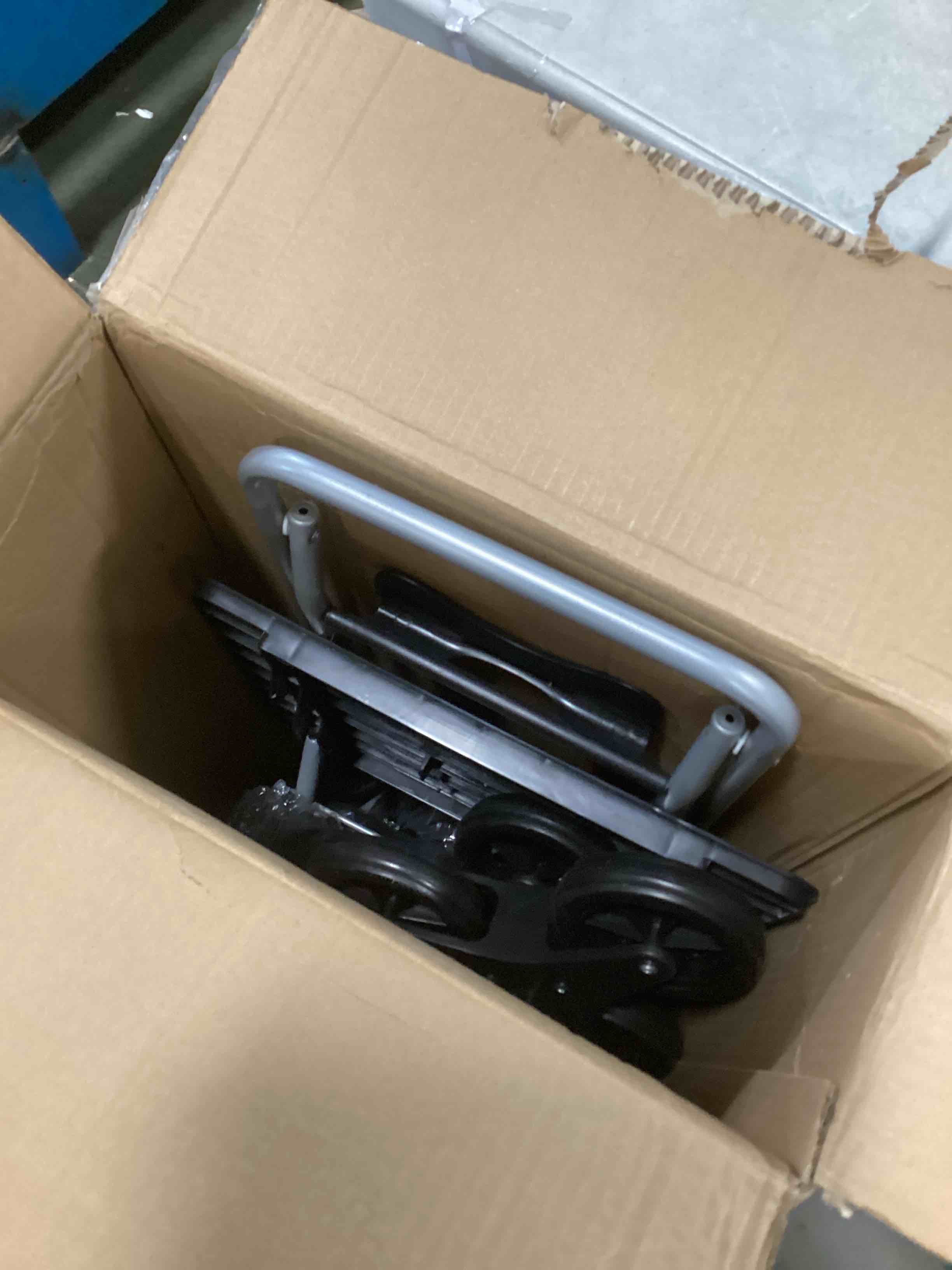 https://s3.amazonaws.com/lotting-images-prod/bidfta/PPE2090372_1740510994479.jpeg
