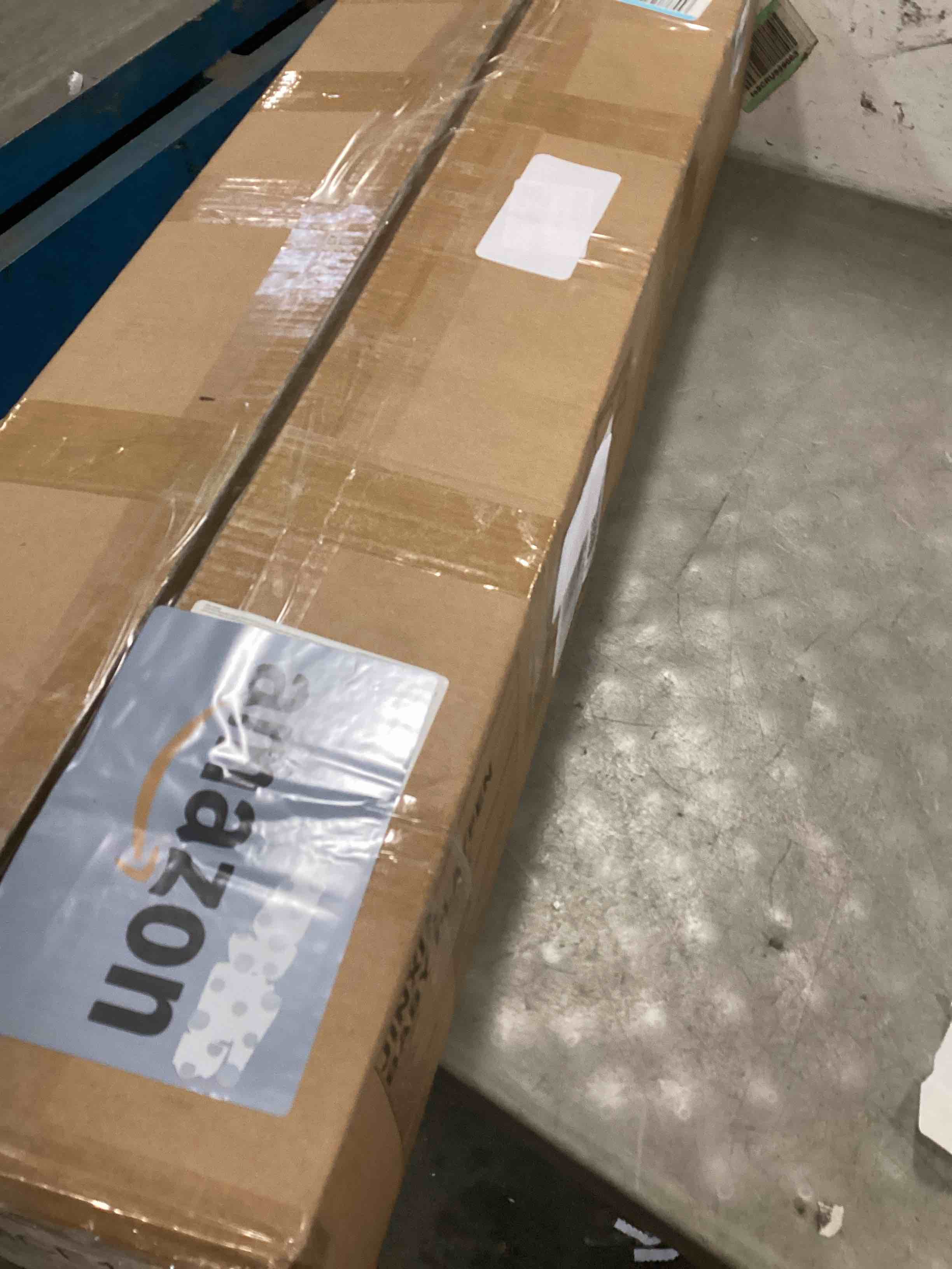 https://s3.amazonaws.com/lotting-images-prod/bidfta/PPE2090840_1740684351237.jpeg