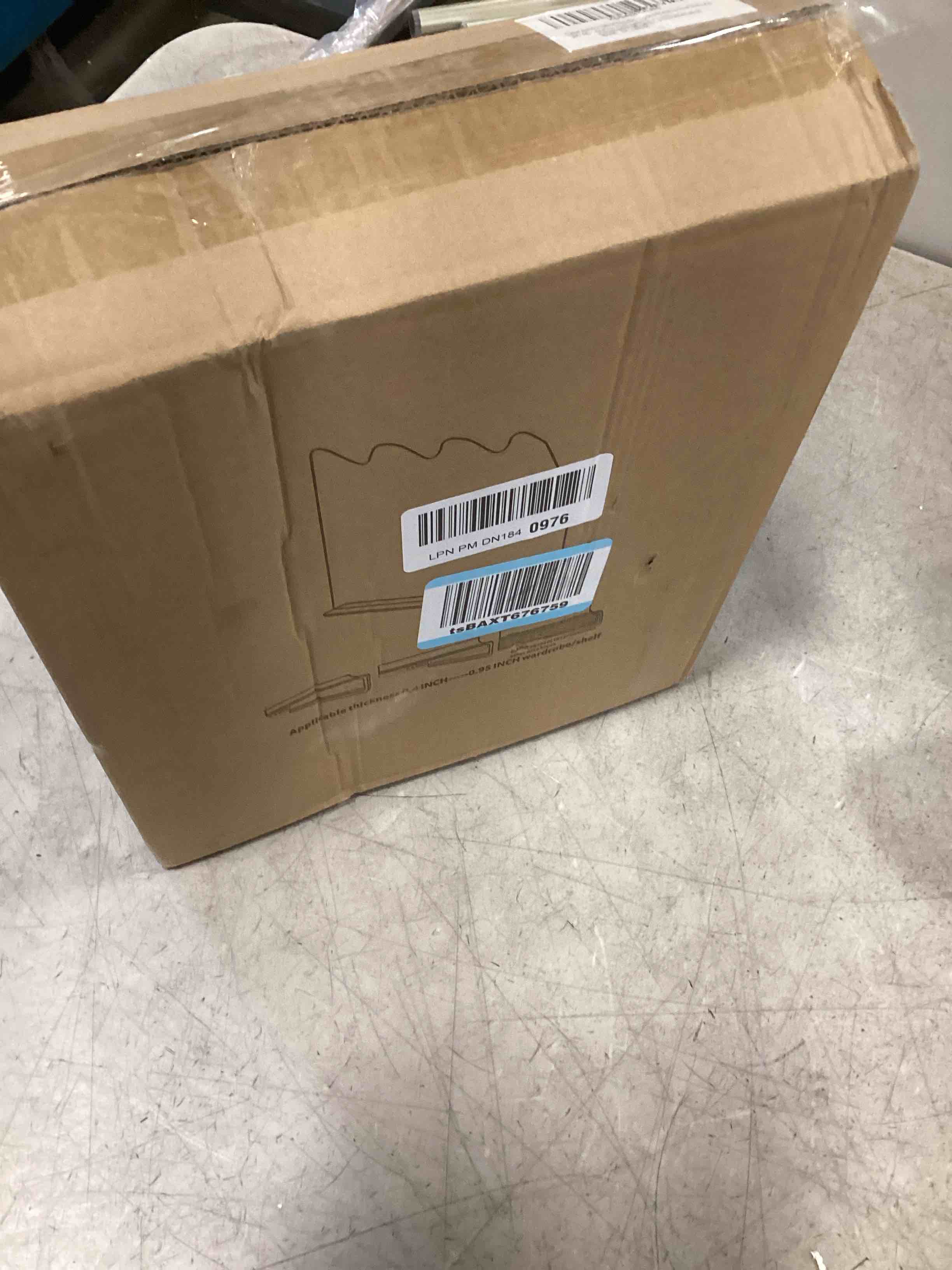 https://s3.amazonaws.com/lotting-images-prod/bidfta/PPE2091362_1741034486048.jpeg