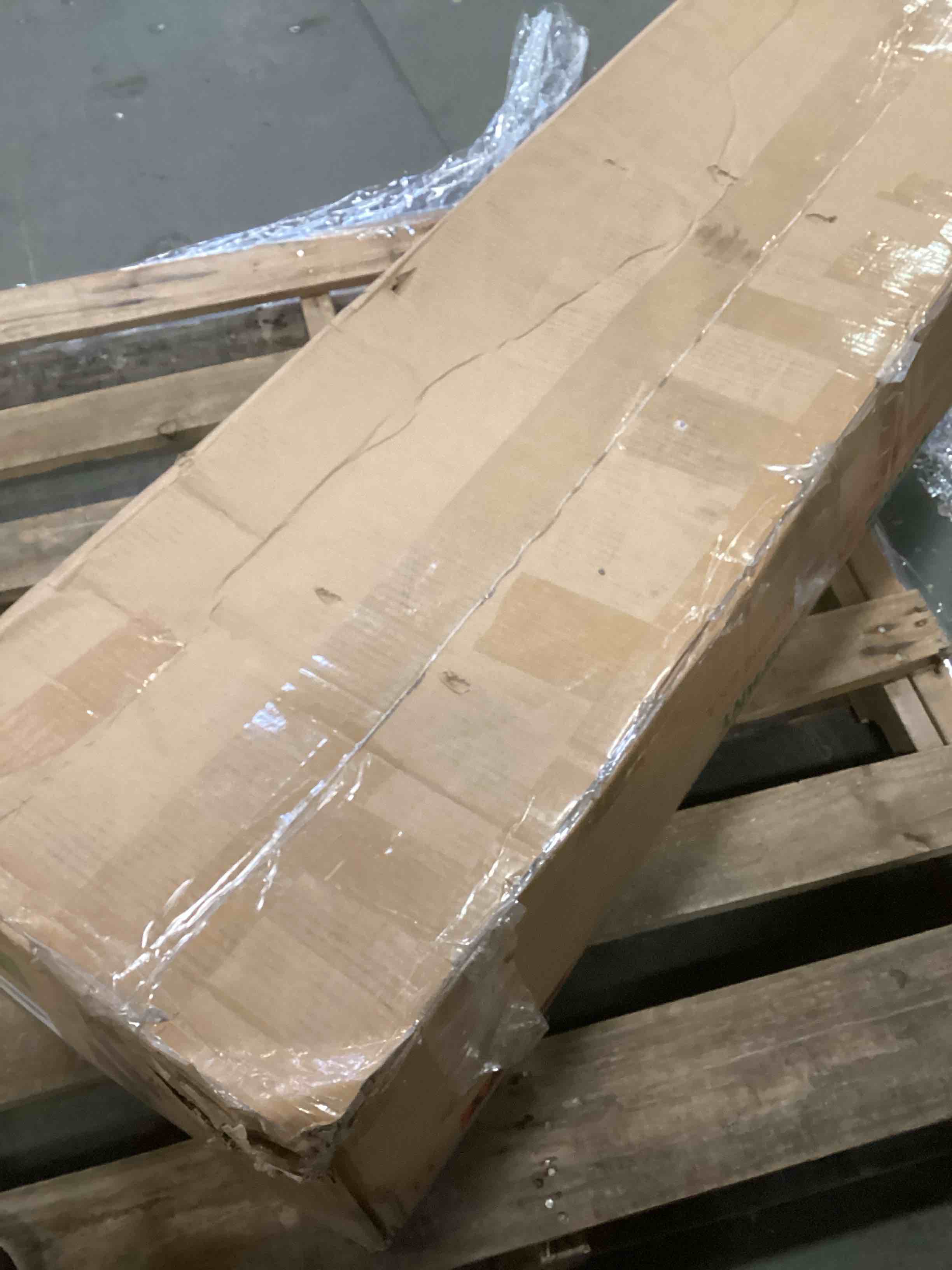 https://s3.amazonaws.com/lotting-images-prod/bidfta/PPE2091424_1741097076679.jpeg